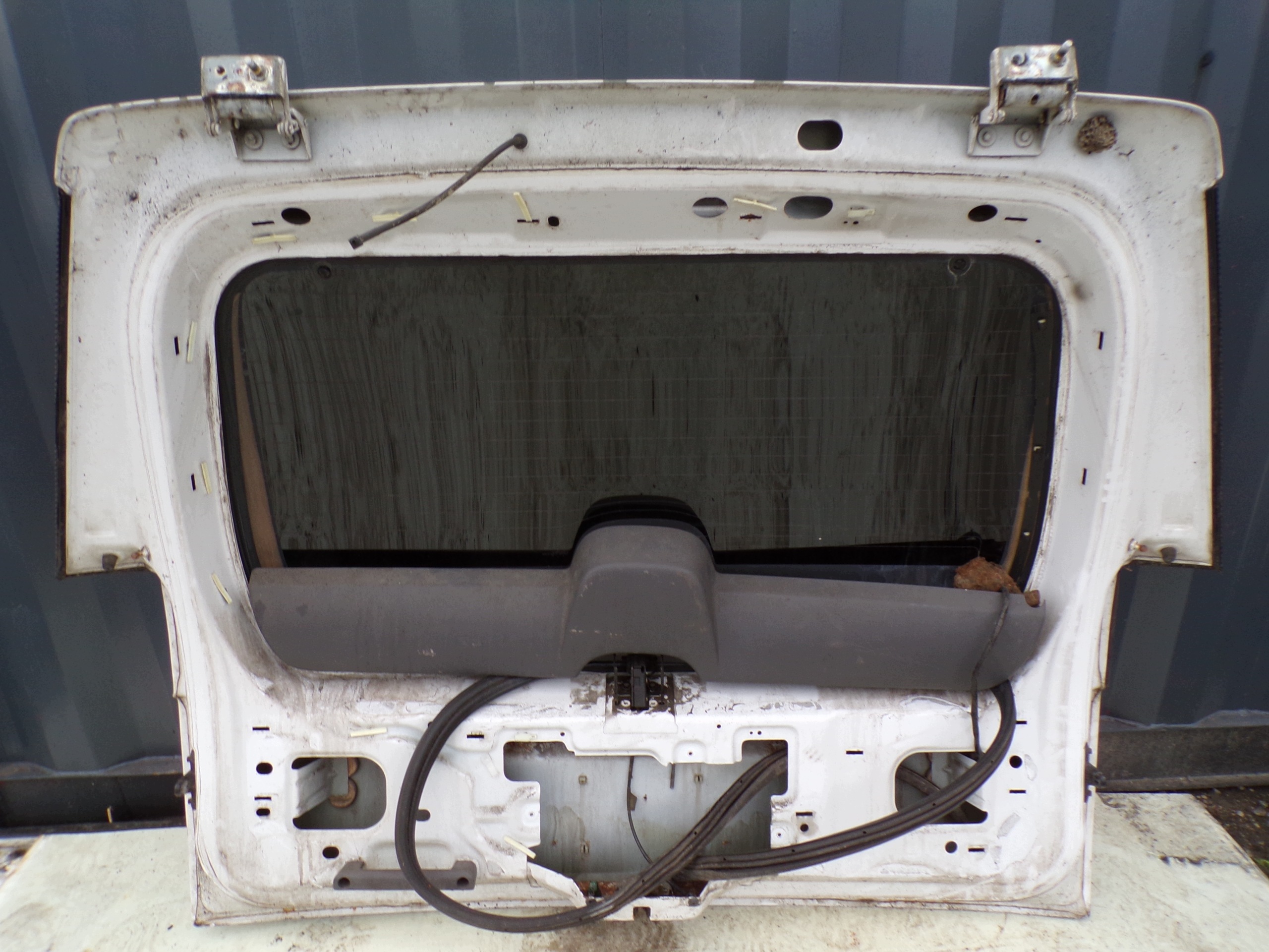 kapota kufru FORD EXPLORER 3 III