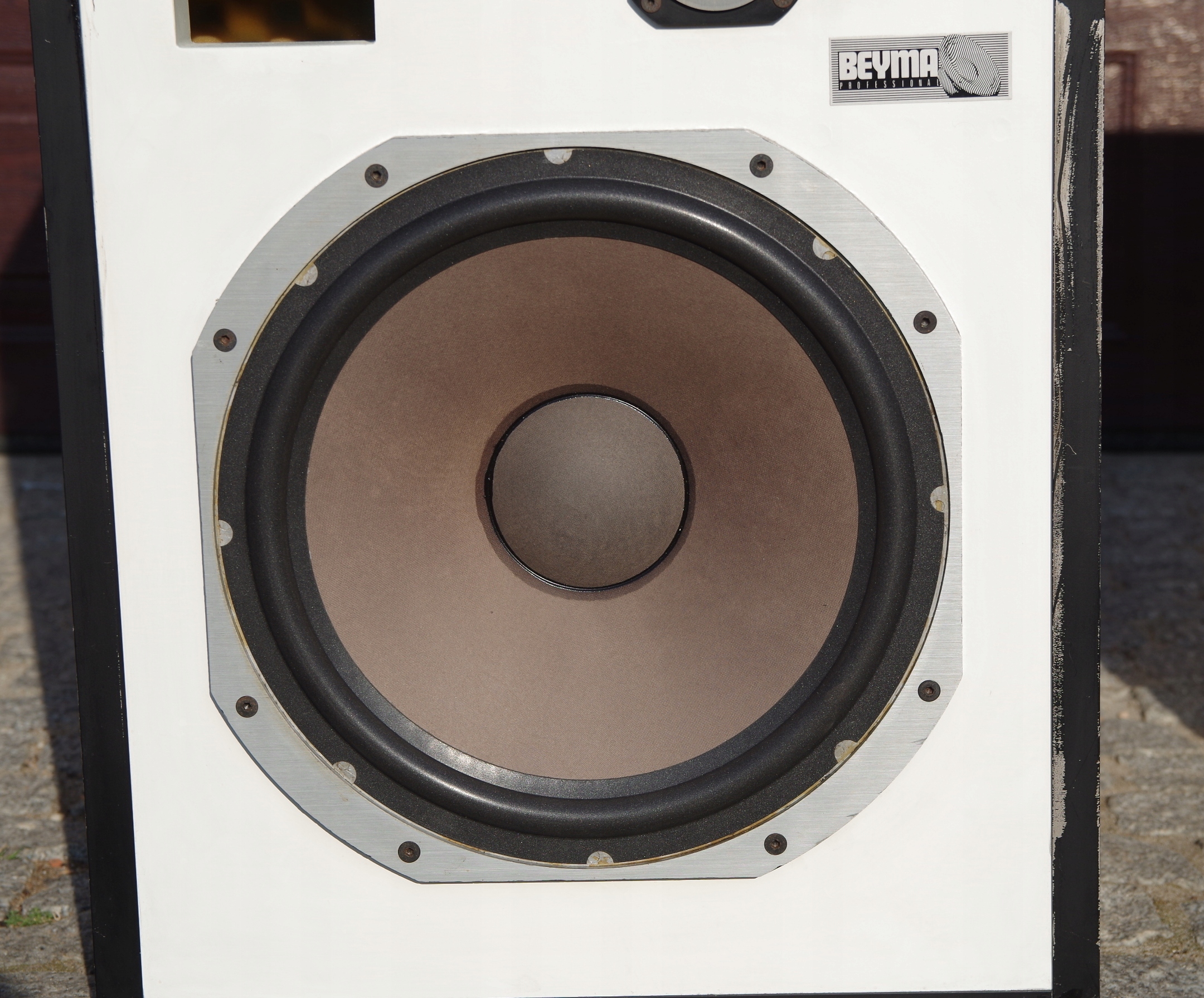 Beyma 15-B100 głośnik basowy, średnica 38 cm, 15"