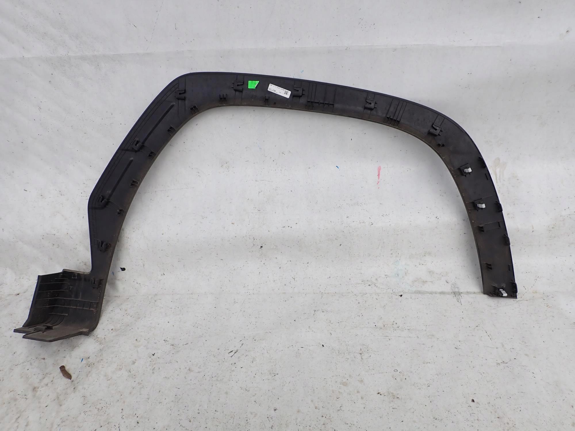 HYUNDAI TUCSON IV 4 20- moulding cap left front