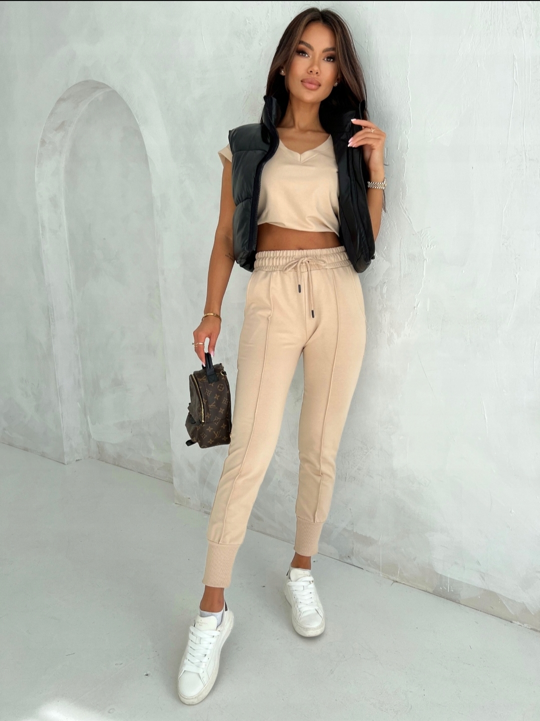 KOMPLET DRESOWY DAMSKI LETNI CIENKI KRÓTKI RĘKAW POLSKI PROD PREMIUM BEŻ XL Kolor beżowy