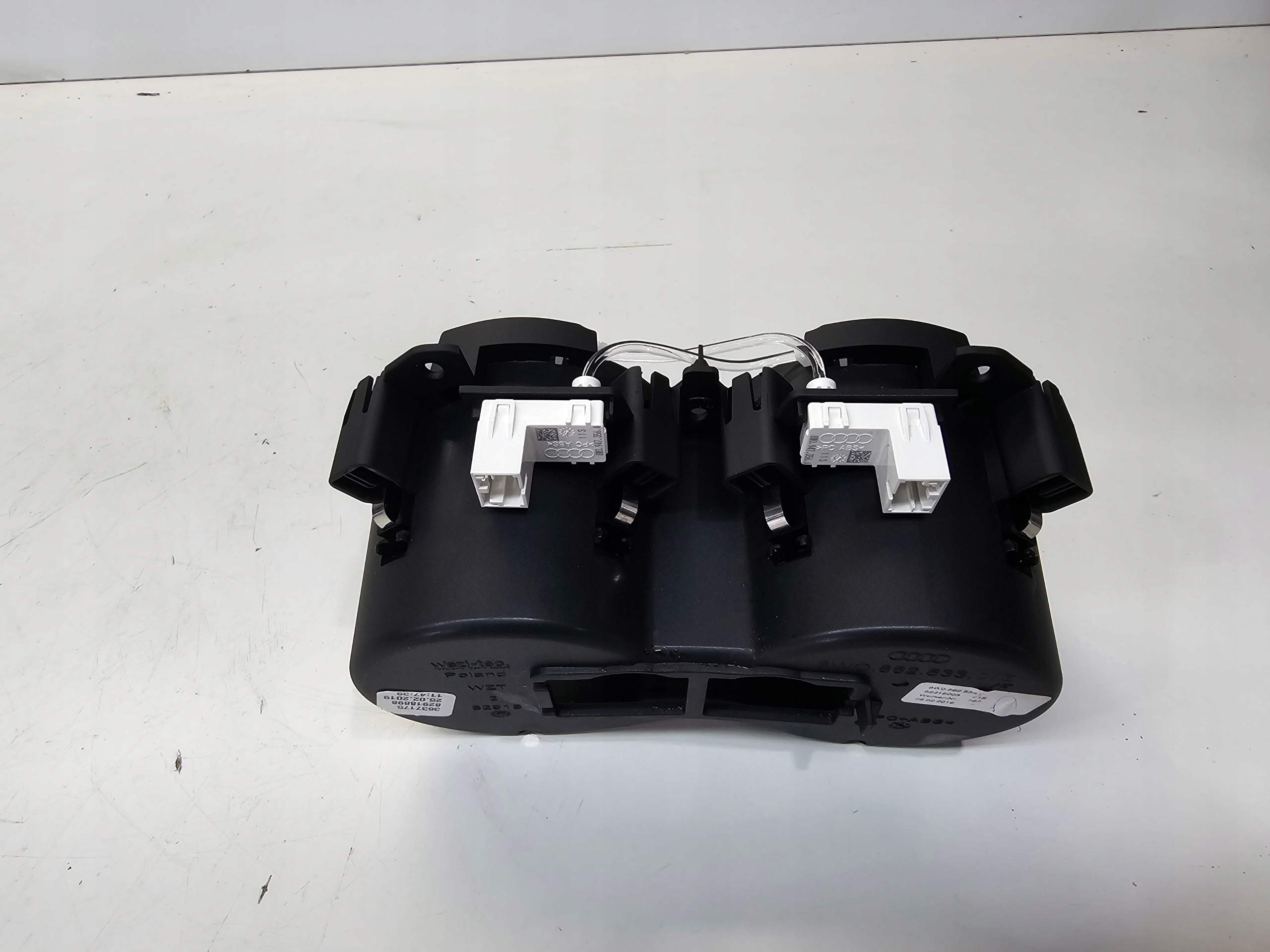 bracket for KUBEK LED AUDI A4 B9 A5 8W0862533D