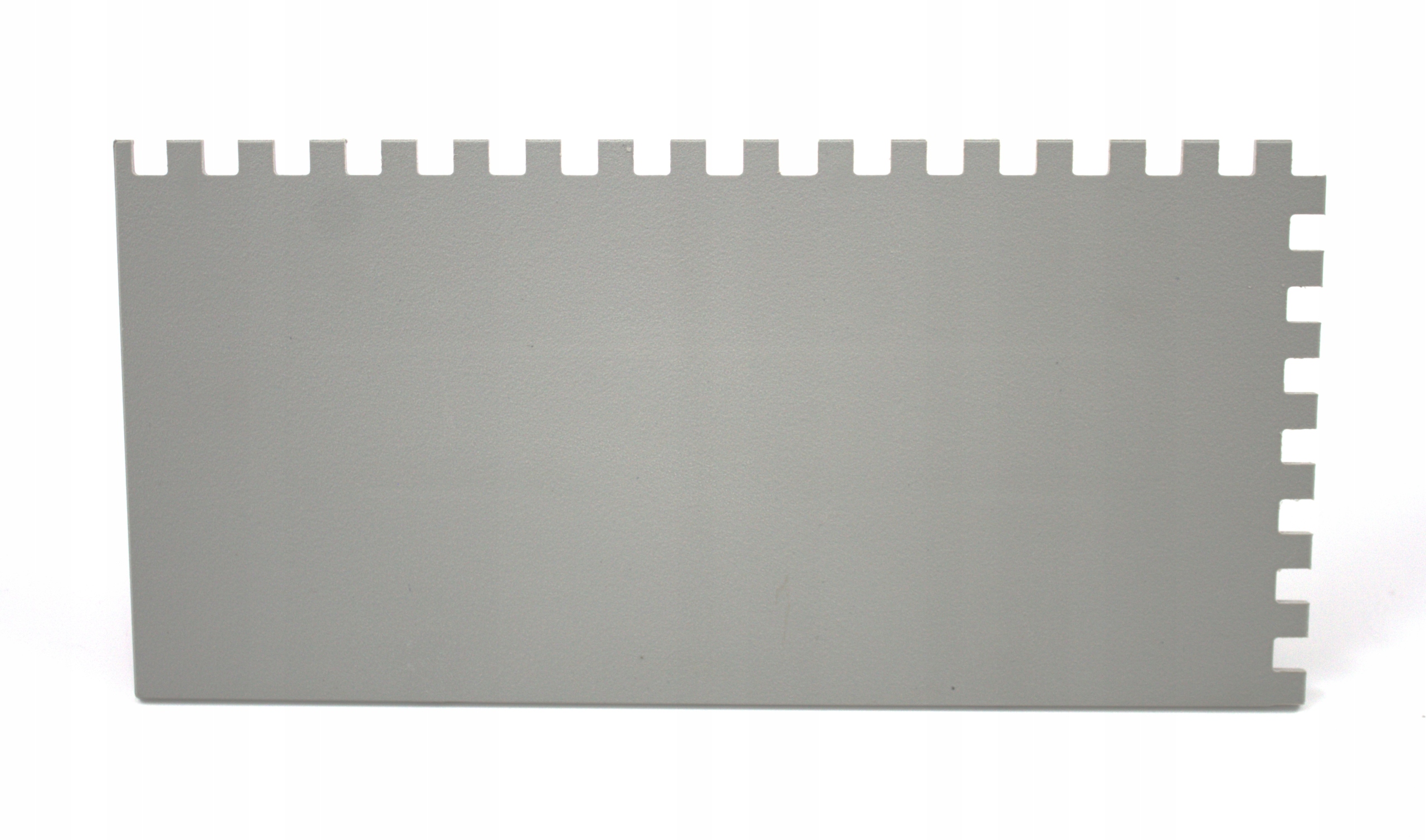 Paca zębata plastikowa 270mm ząb 8*8 uchwyt otwarty Marka Instar