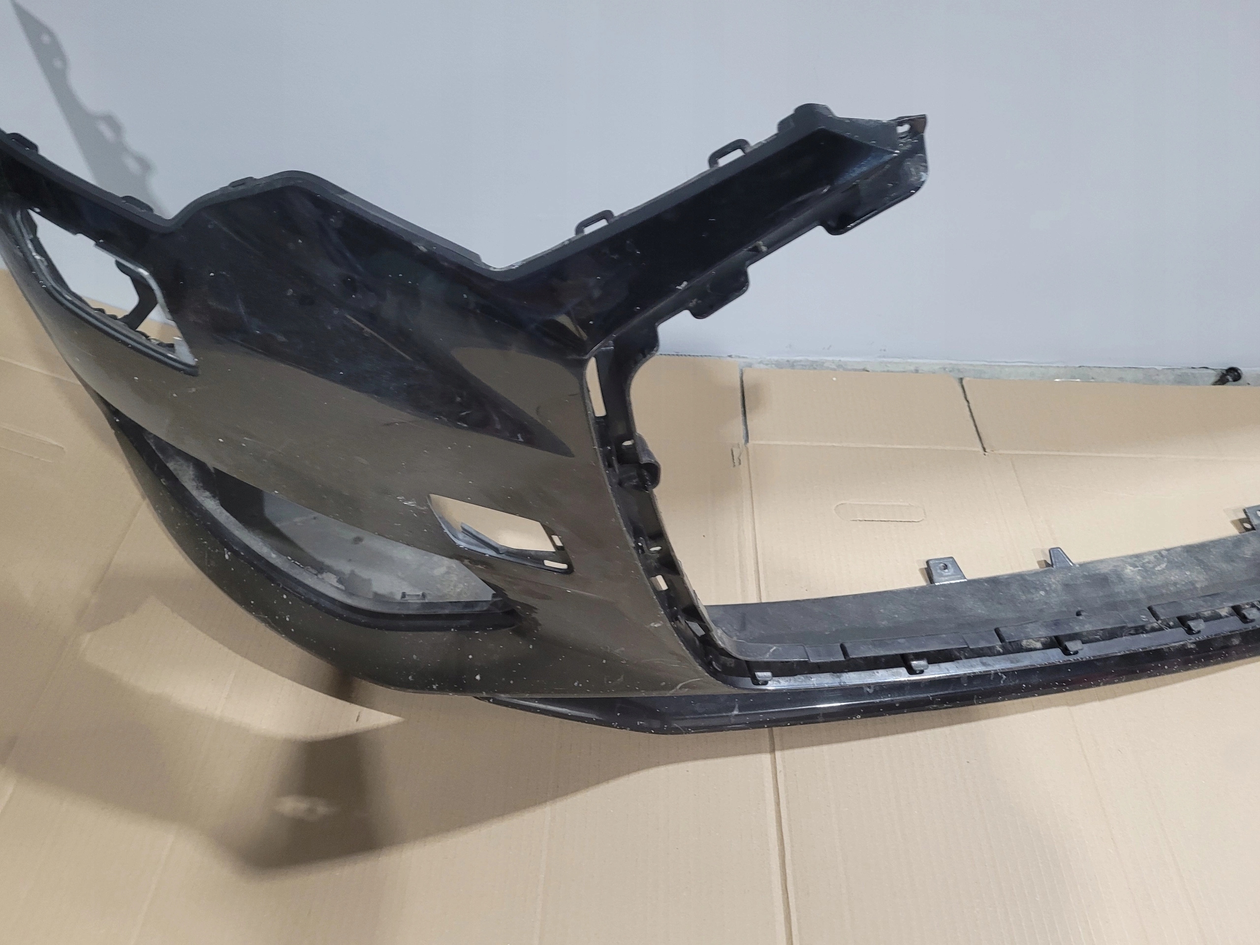 bumper corner right front AUDI A6 C8 4K0807437A