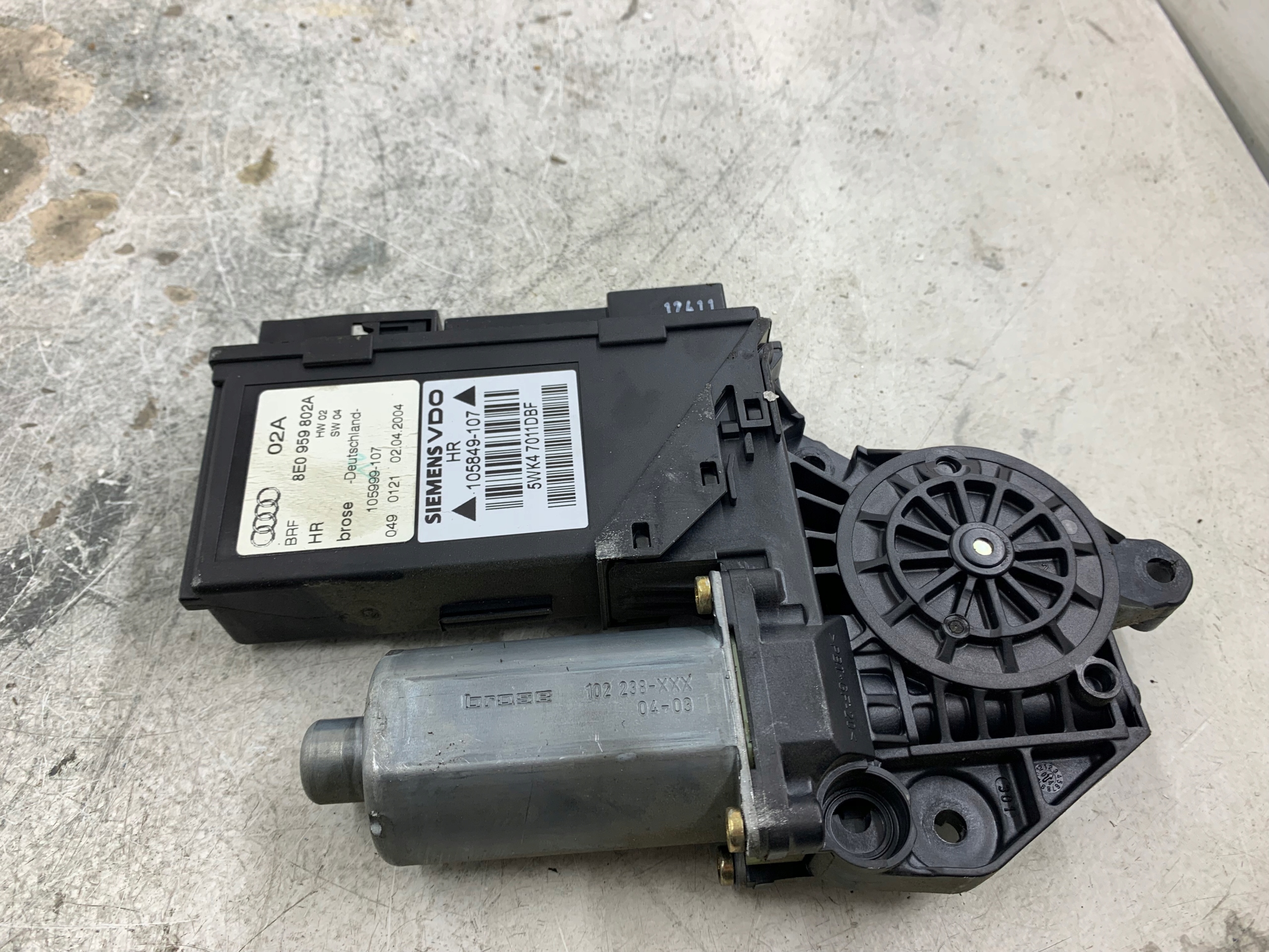 AUDI A4 B6 Motor Fenster rechts heck 8E0959802A