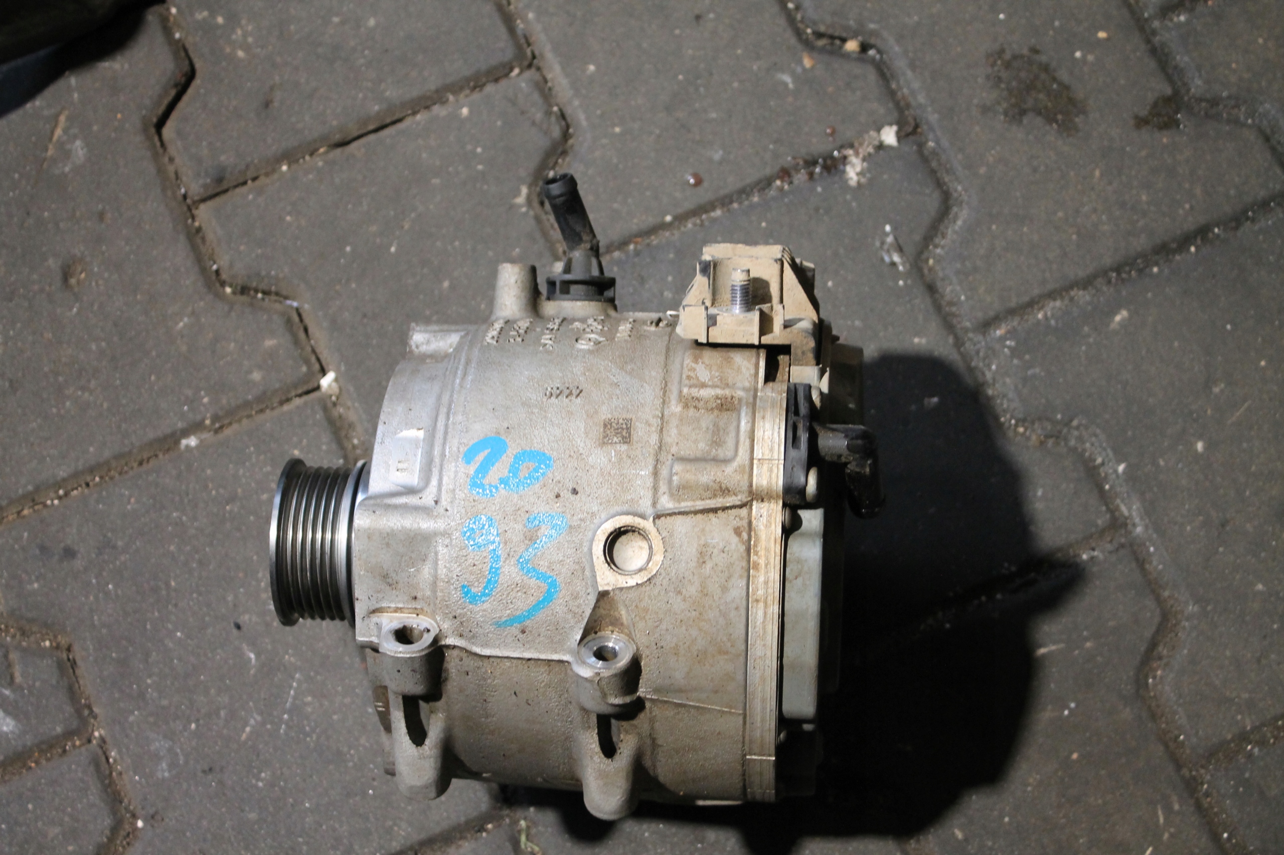 2093. alternator AUDI RS6 RS7 4N0903028Q