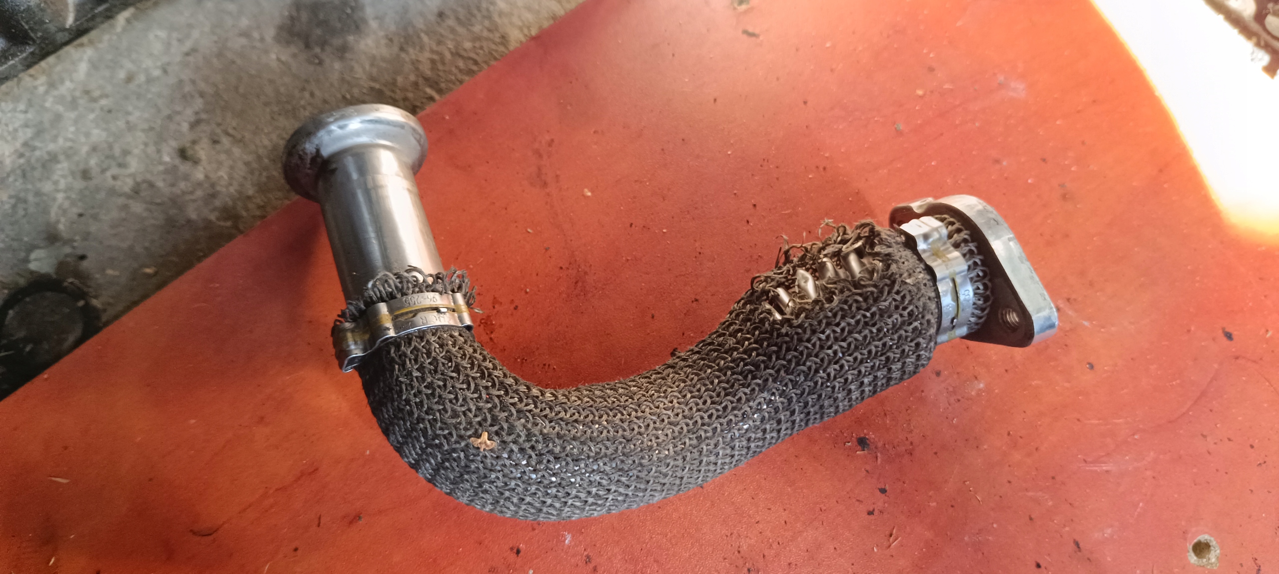 wiring hose egr audi A4 A5 2.7