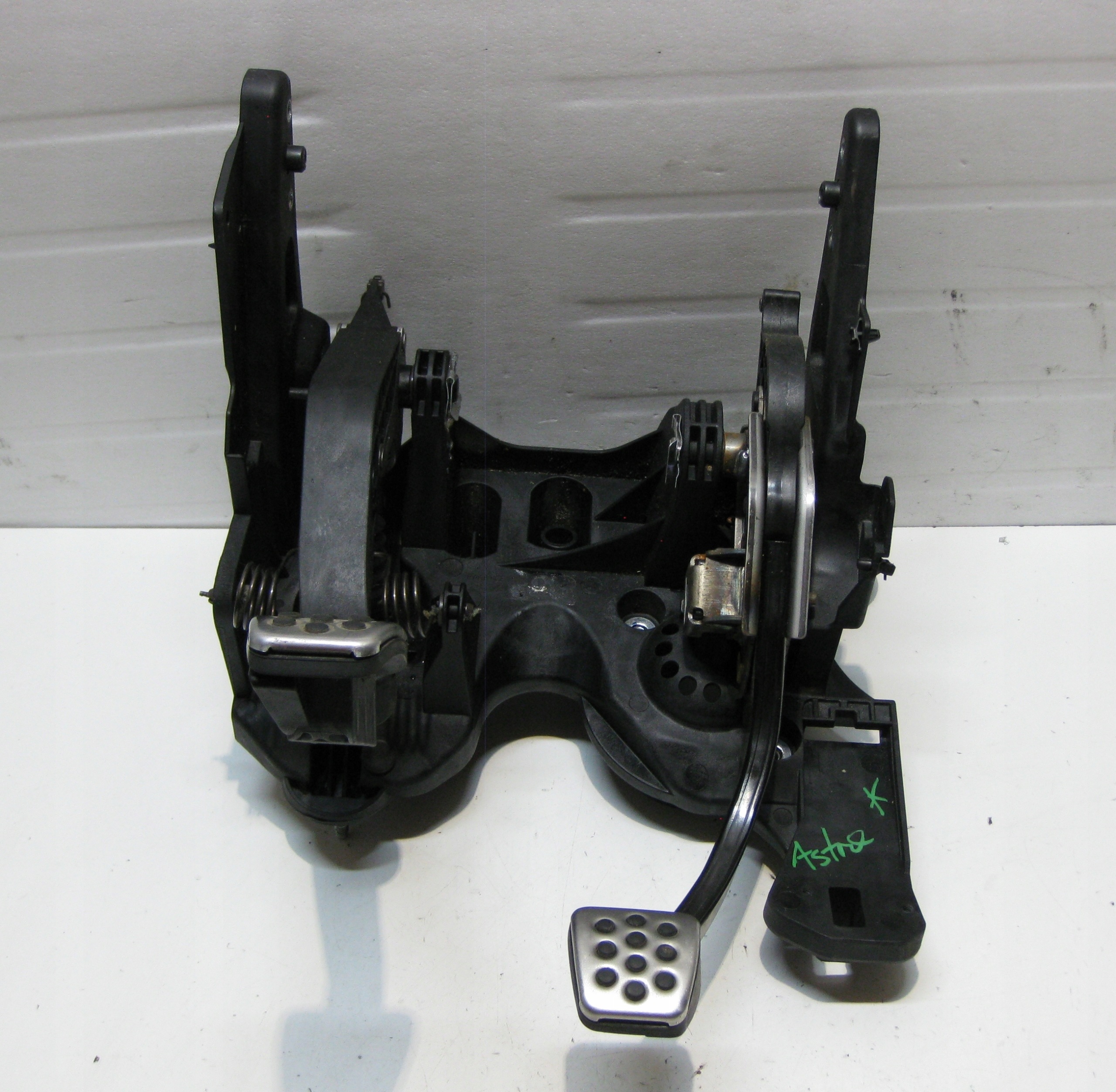 OPEL ASTRA K V KOMBI Kupplungspedal Bremse 39094152