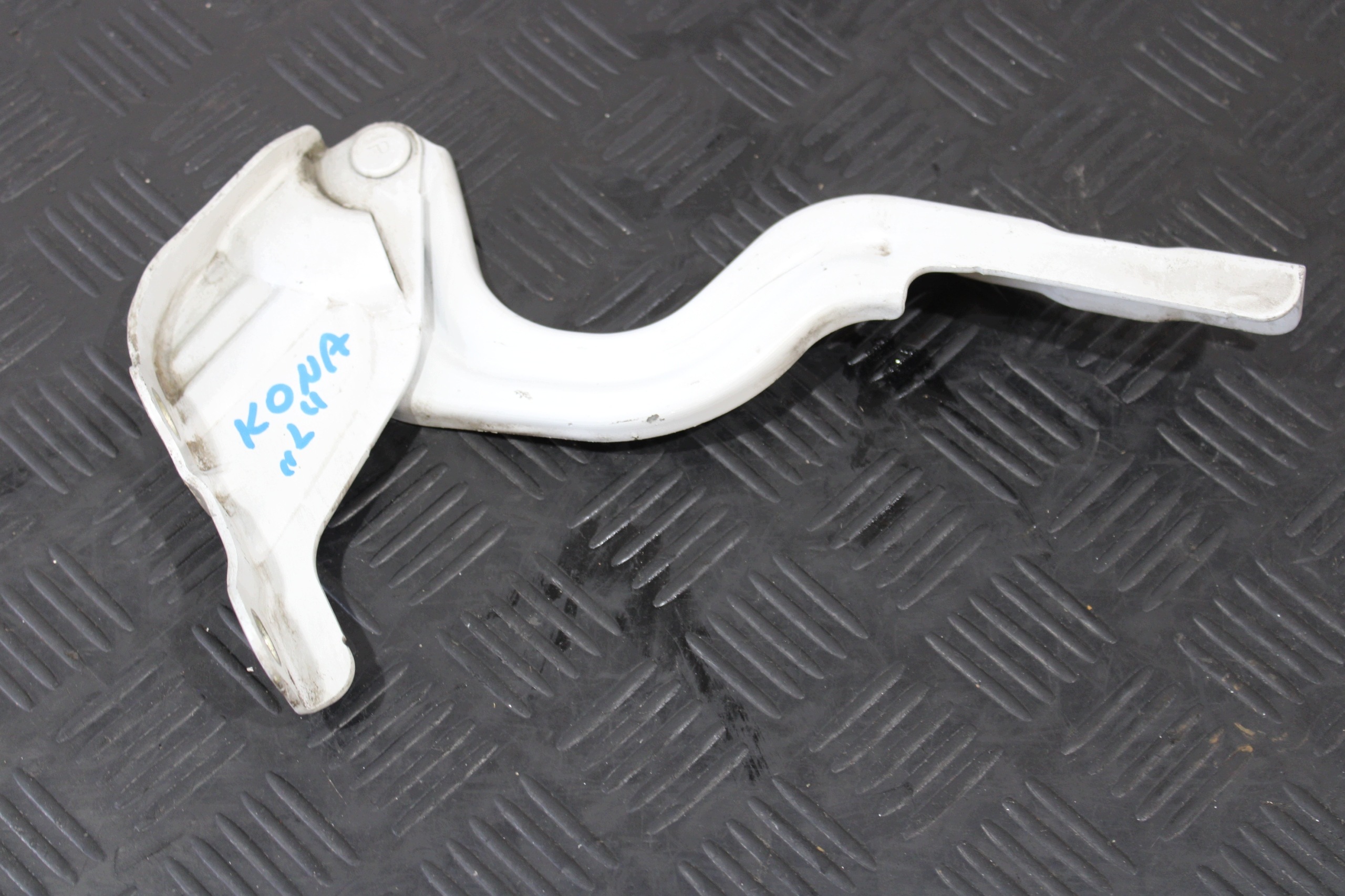 hinge bonnets left HYUNDAI KONA 1.6 CRDI