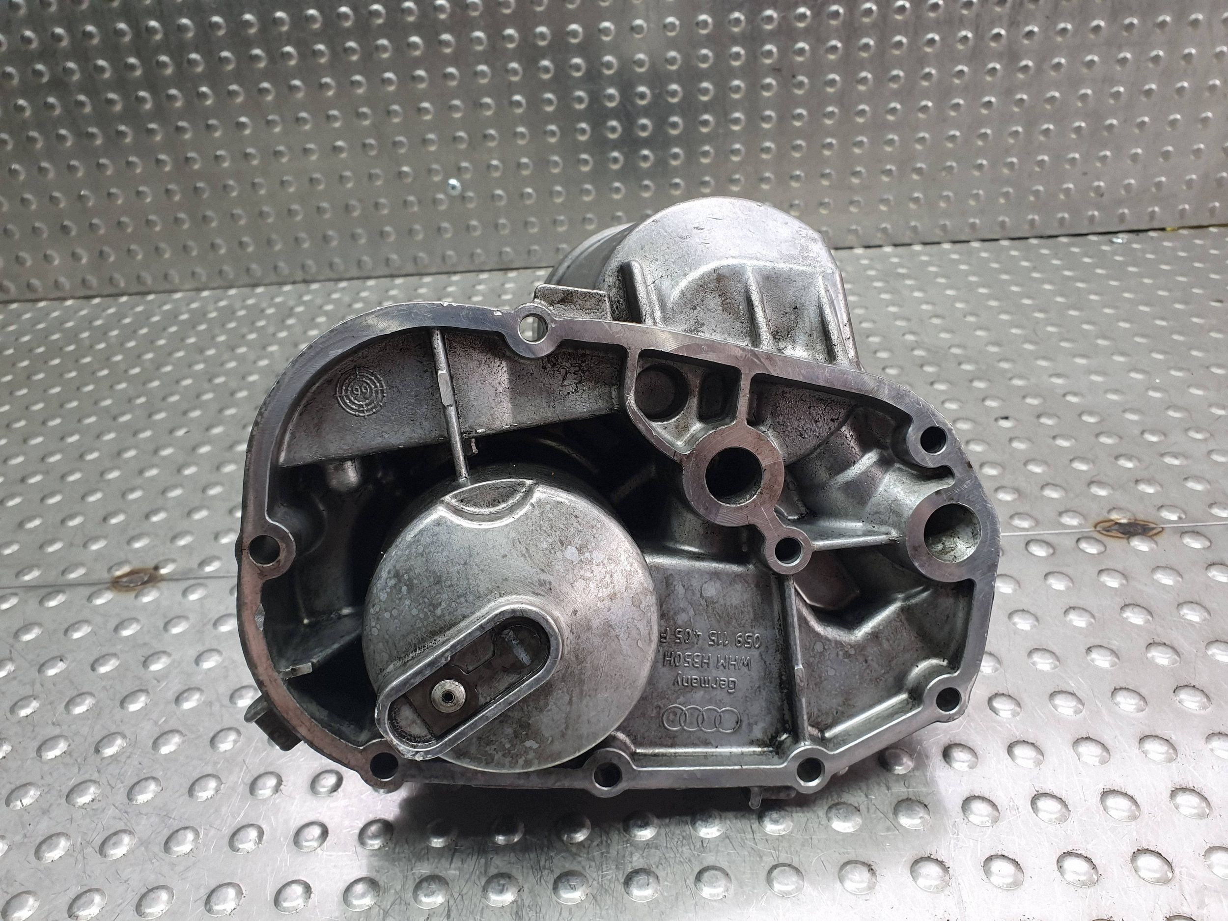 držač poklopač filtera ulja 059115405F AUDI A4 B5 A6 C5 PASSAT B5 2.5 TDI