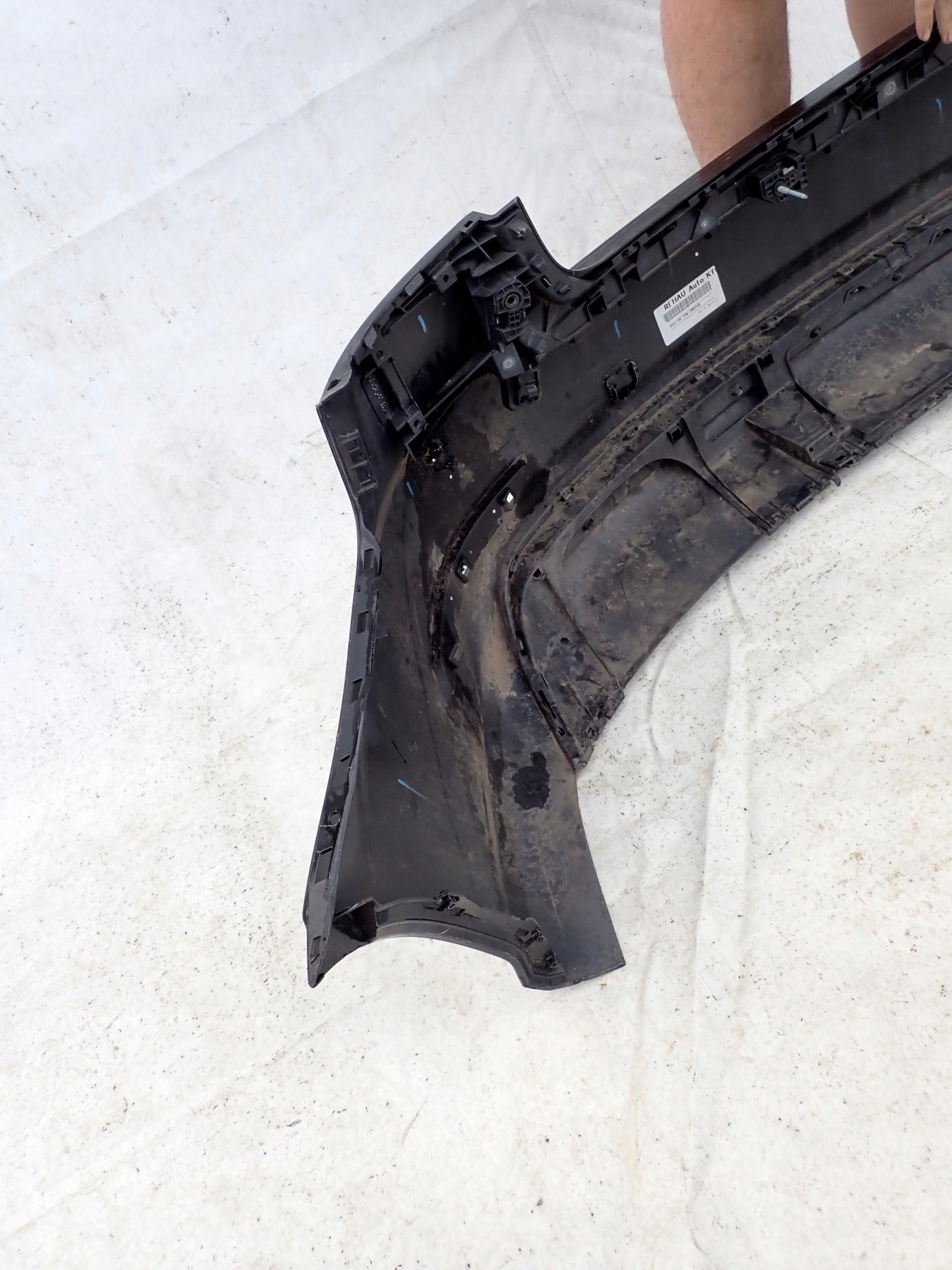 AUDI A3 8V5 S-LINE sedan 13- bumper rear part rear PDC