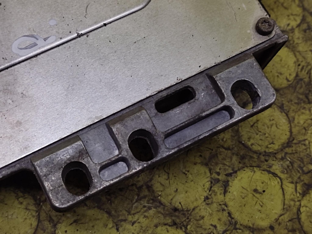PEUGEOT 206 control unit of the engine 9641815780