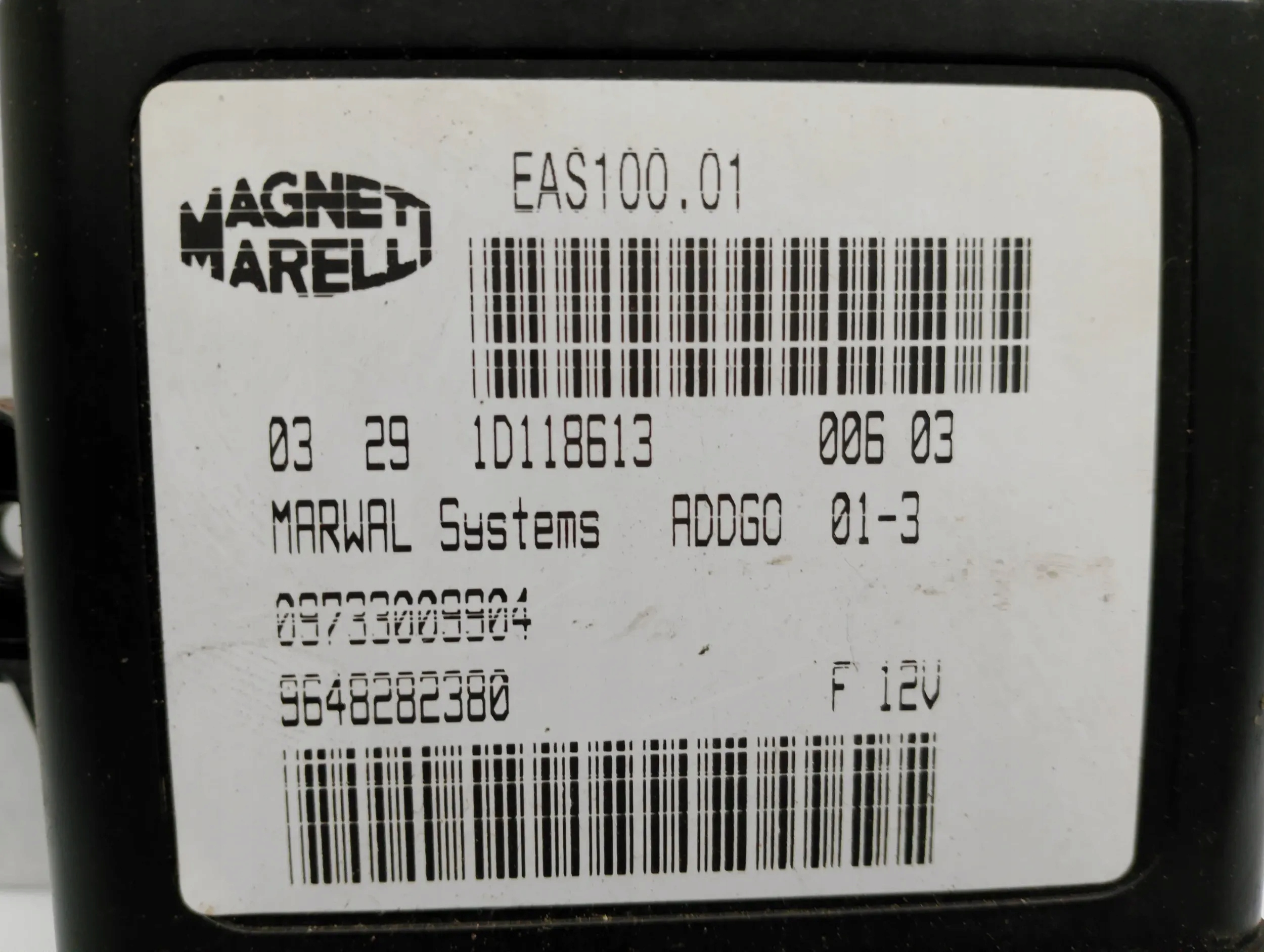 Module POMPY Carburant CITROEN C8 2.0 HDI 09733009904