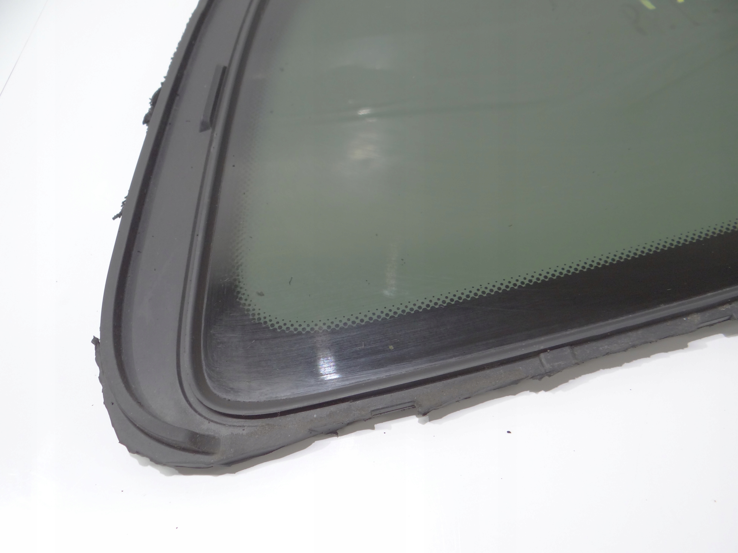 window bodywork right rear part BMW F46 OE