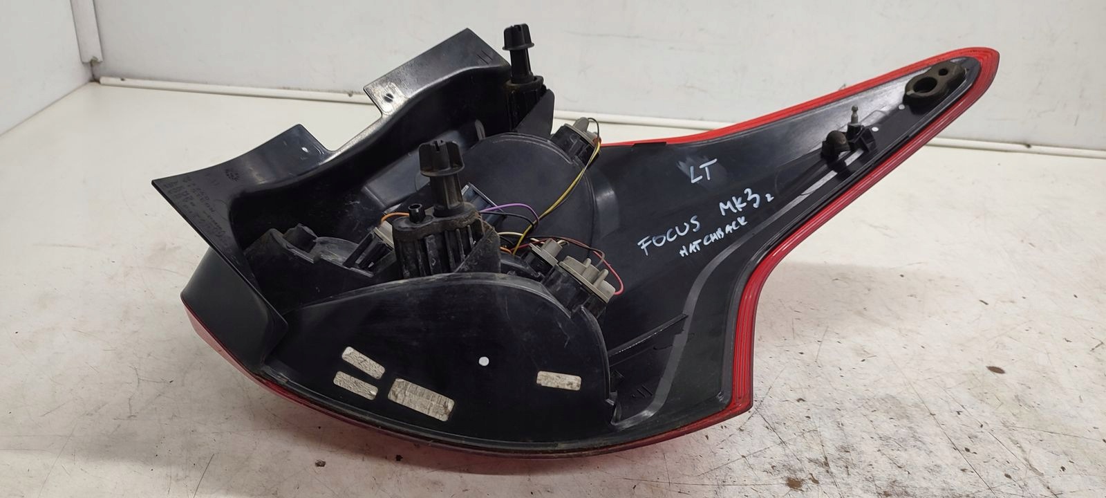 light rear part rear left Ford Focus MK3 HB
