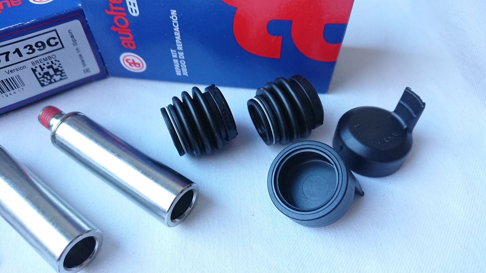 ZESTAW NAPRAWCZY ZACISKU RENAULT MASTER III Numer katalogowy części D7139C