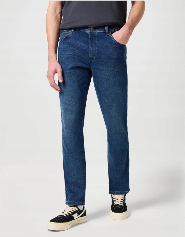 Wrangler Texas Slim 822 112145788 W12SCV39X Silkyway W33 L34 Epic Soft
