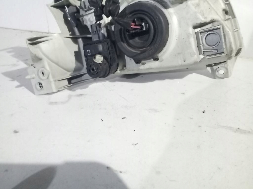 Mazda MPV II light left front front