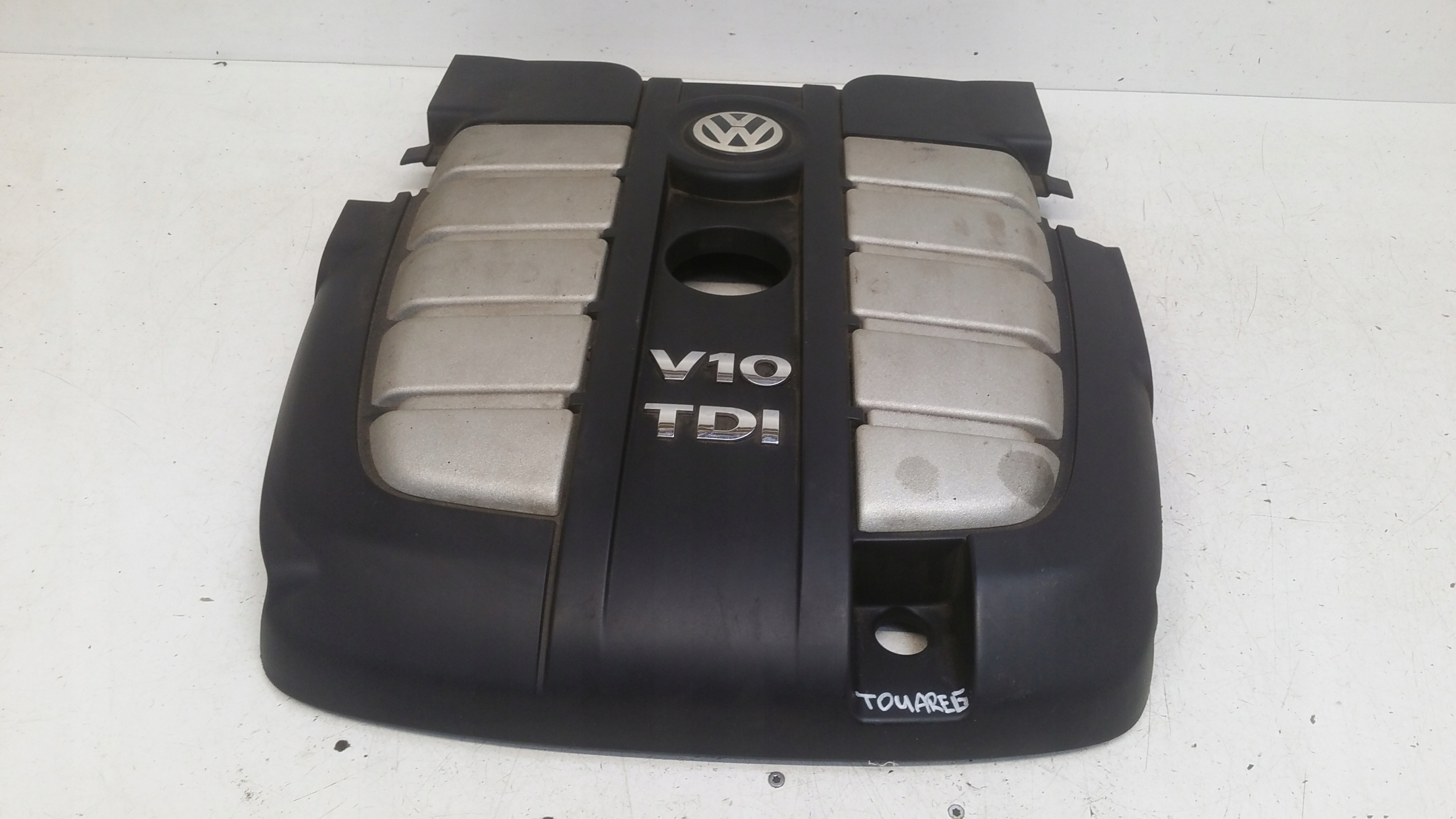 engine housing cover 072103935K VW Touareg
