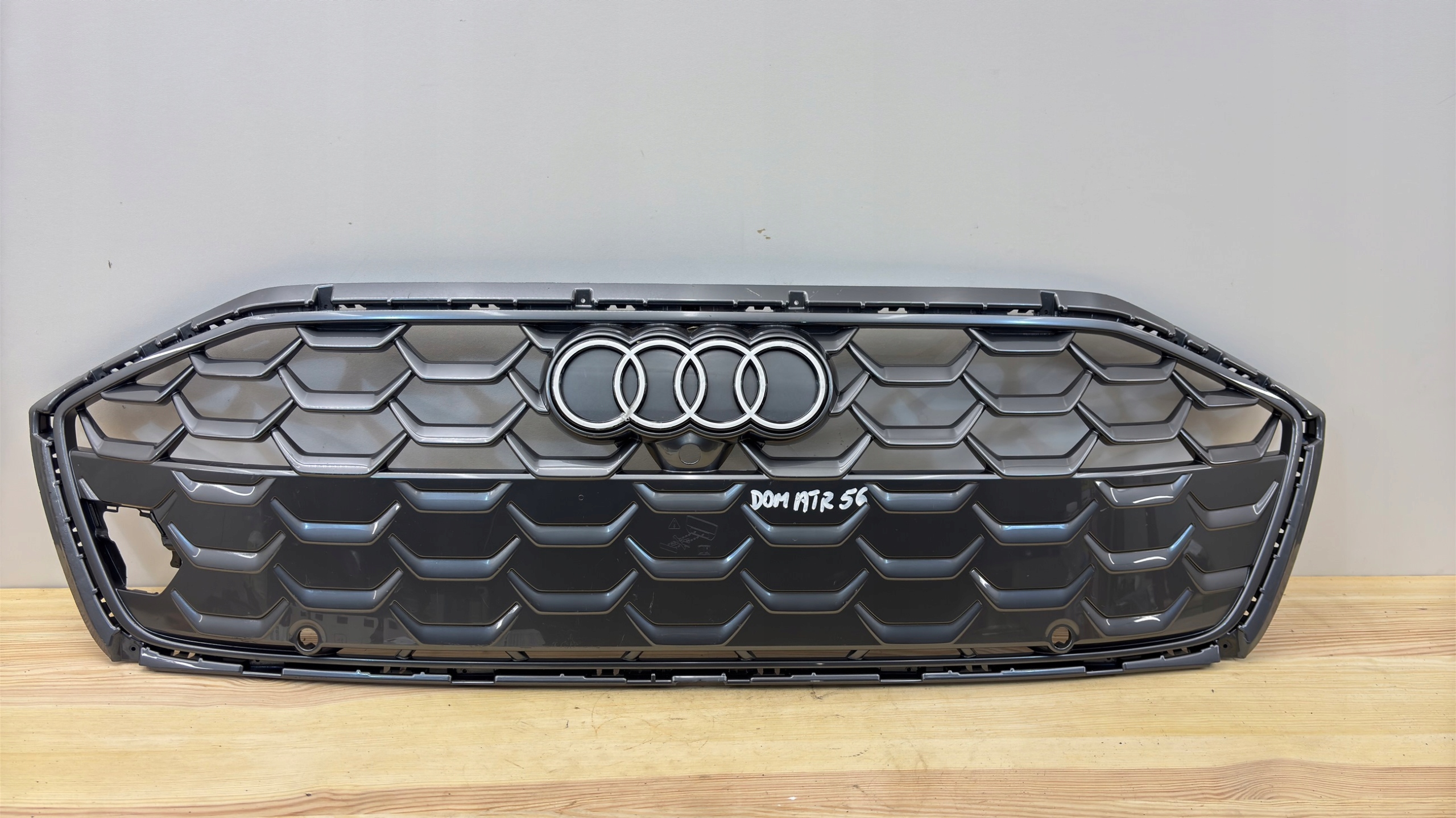 Audi A4 8B3 Kühlergrill FRONTGRILL Kühlergitter 8B3853653A0 - Thumbnail 1
