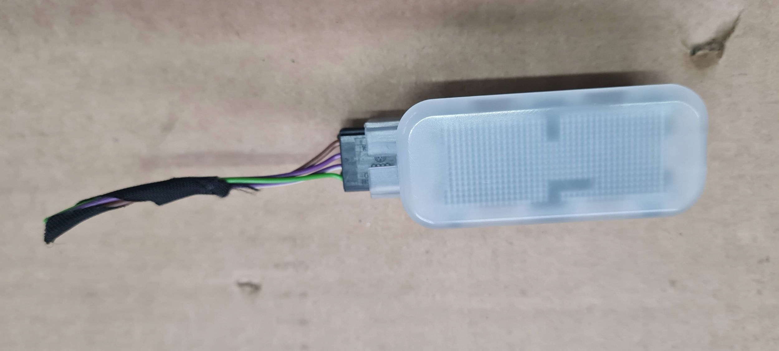 SQ5 80A Q5 light LED PODSWIETLENIE connecting spoiler QQ2 80A947415A