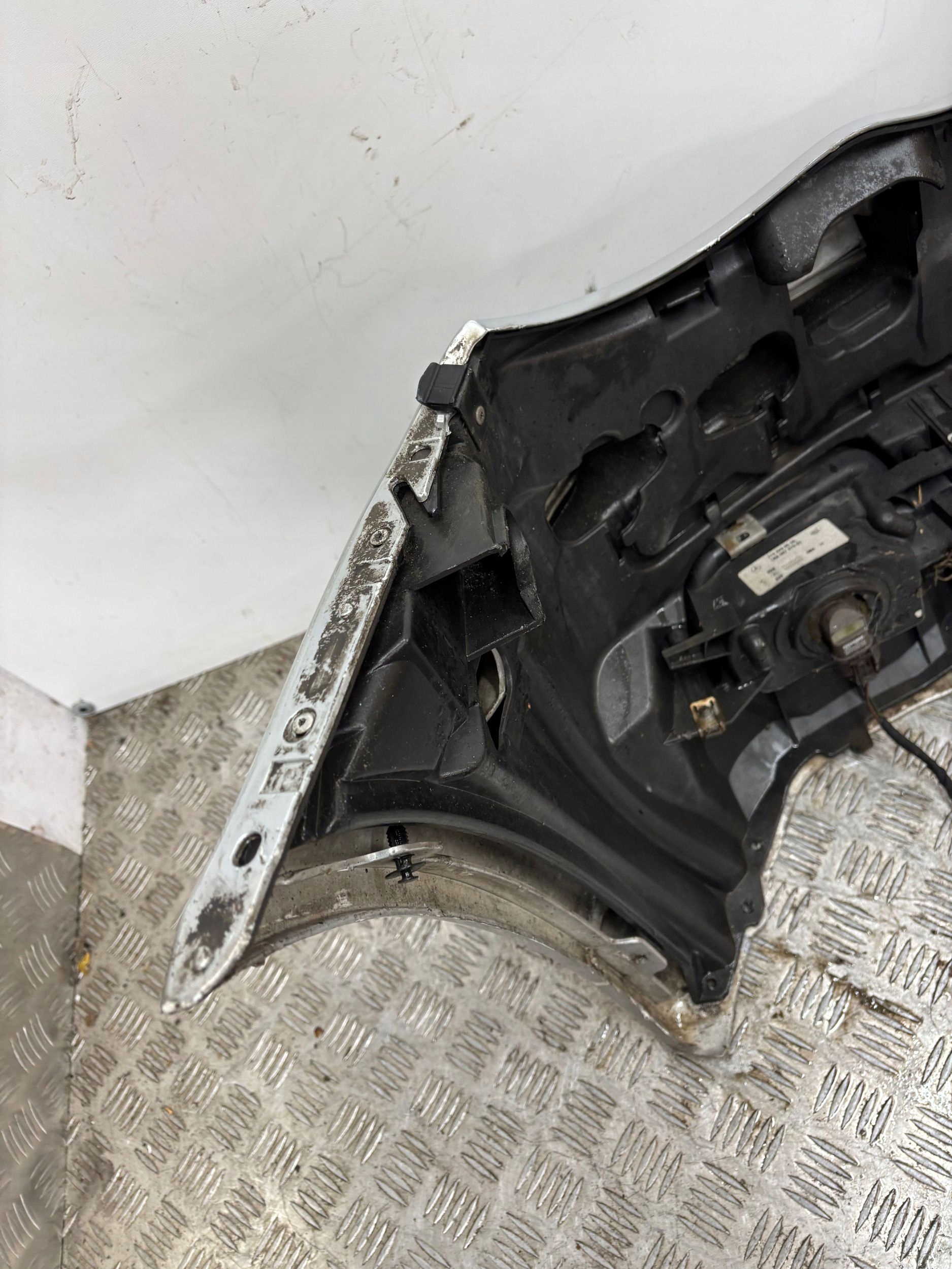 bumper front front MERCEDES C KLASA W203 00
