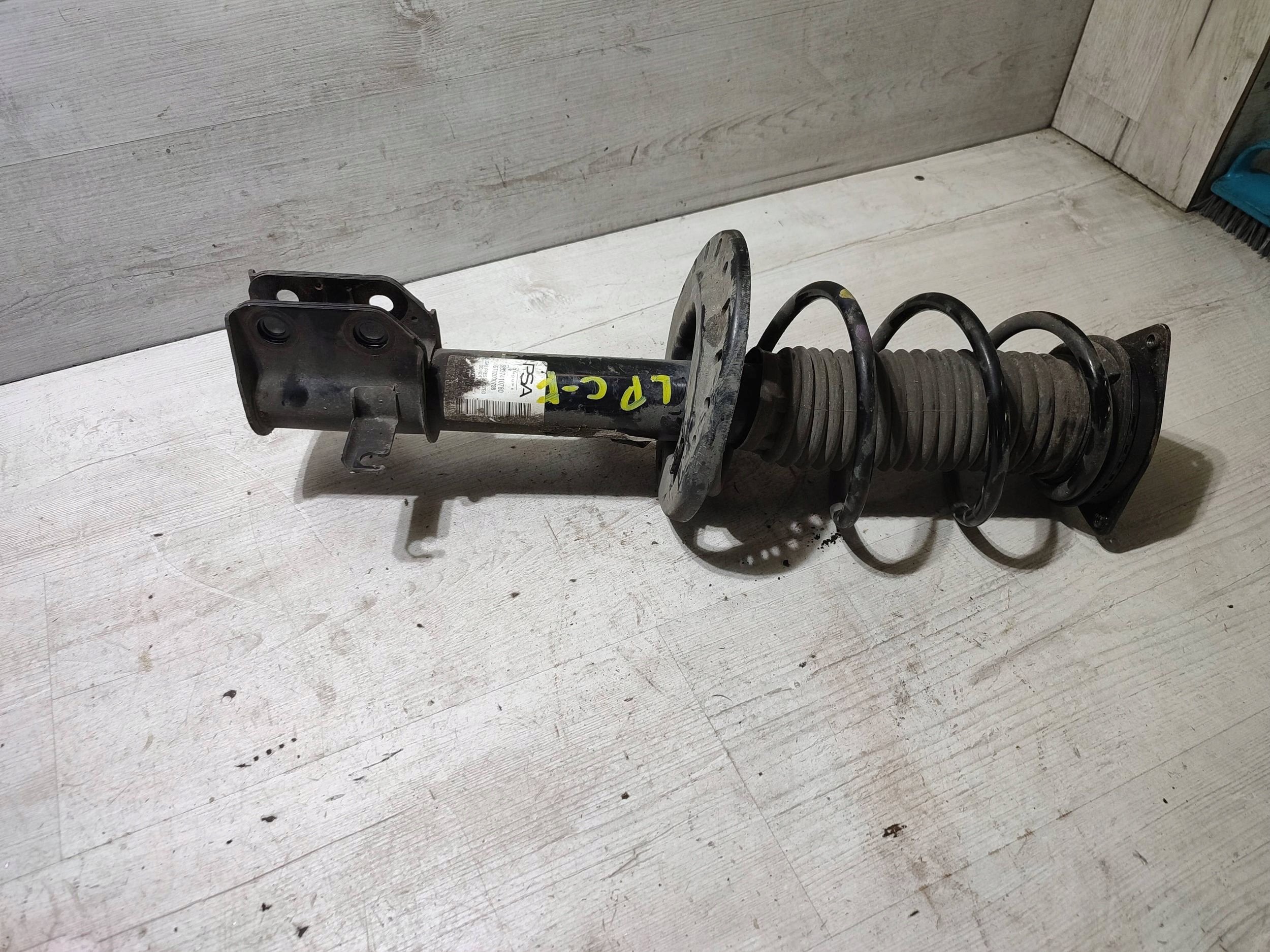 Opel Corsa F 2020 right side shock absorber