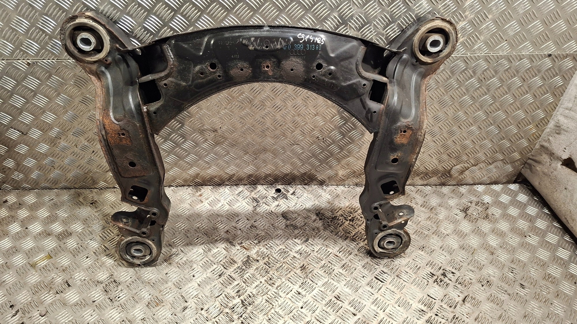 axle beam front AUDI A6 C6 2.0TDI