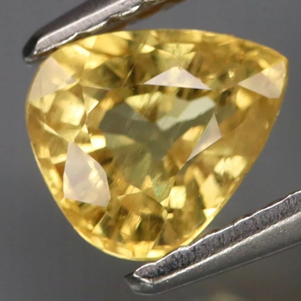 Safír 0.99ct Žlutá Lžička eCertifikát Wbd