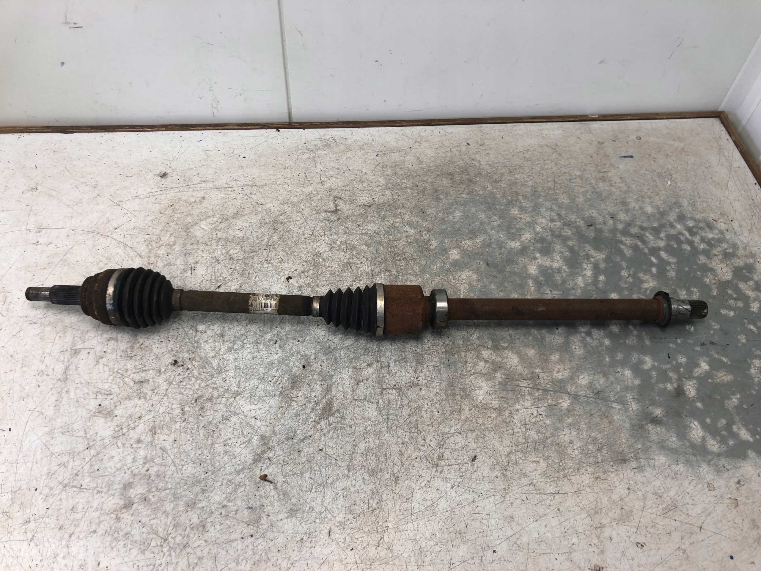 semi-axis long right RENAULT MEGANE IV 391007866R