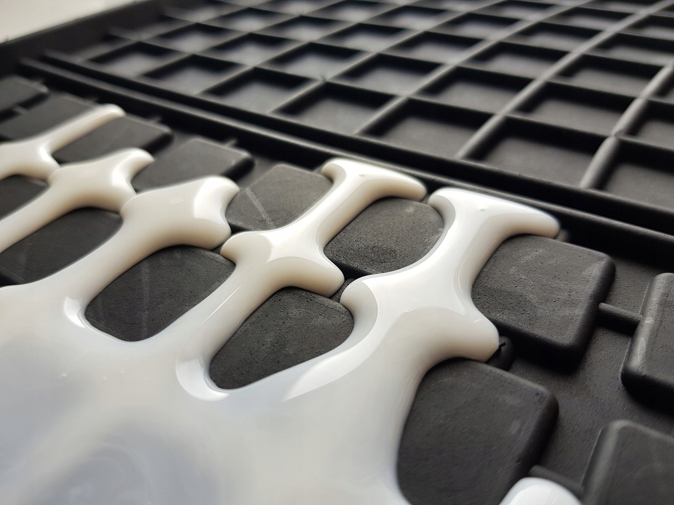 Peugeot 207 2006-2012 Dywanik samochodowy Kolor czarny