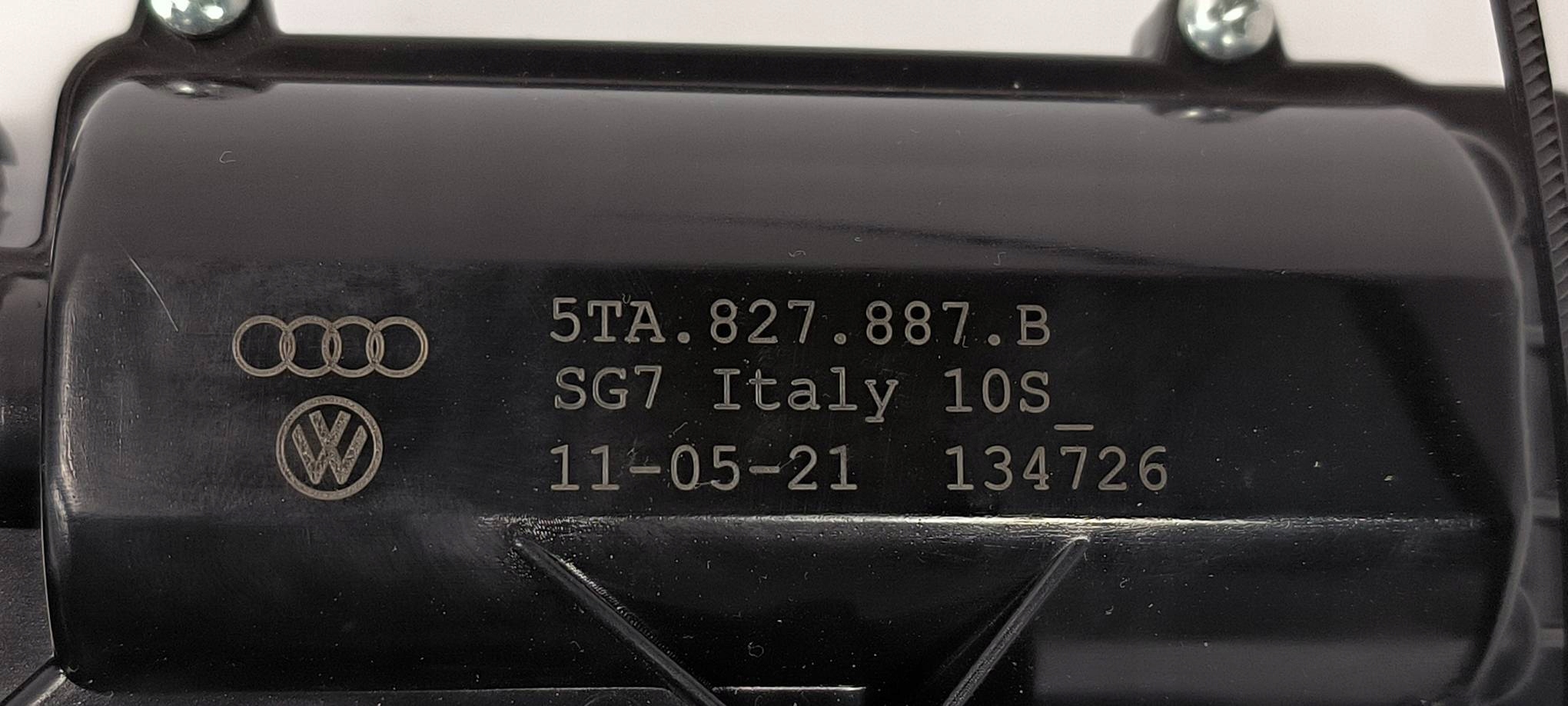 DOCIAG bonnet 5TA827887B SKODA OCTAVIA IV