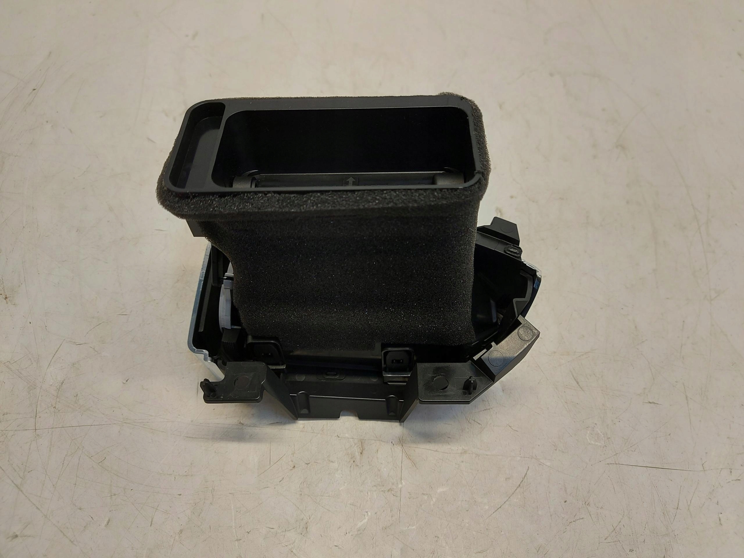 Mazda CX5 II Lift grid air conditioning devices right front MAZCXS54