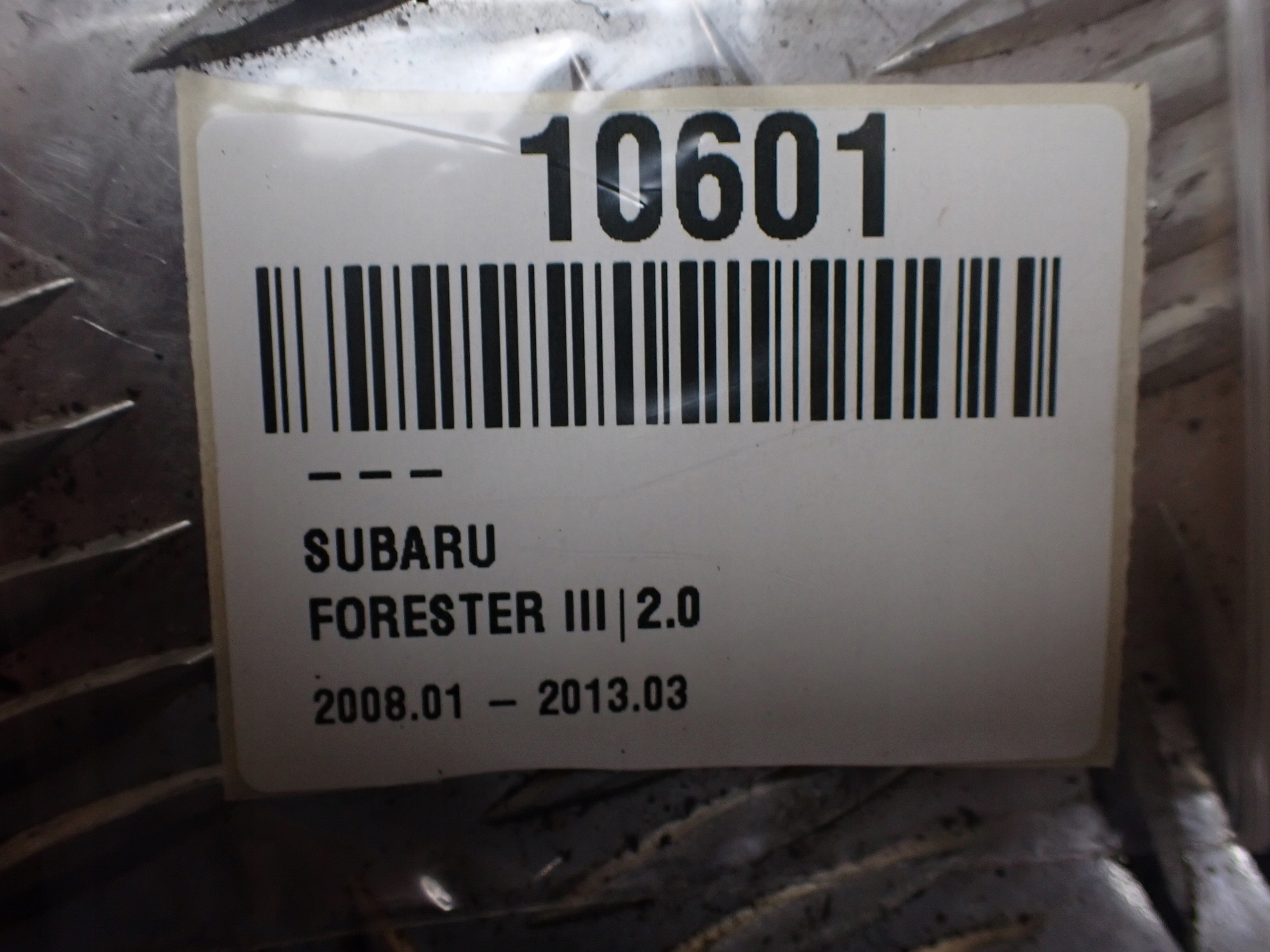 крепление диффузор бардачок subaru Forester III 2008R 2.0 10601