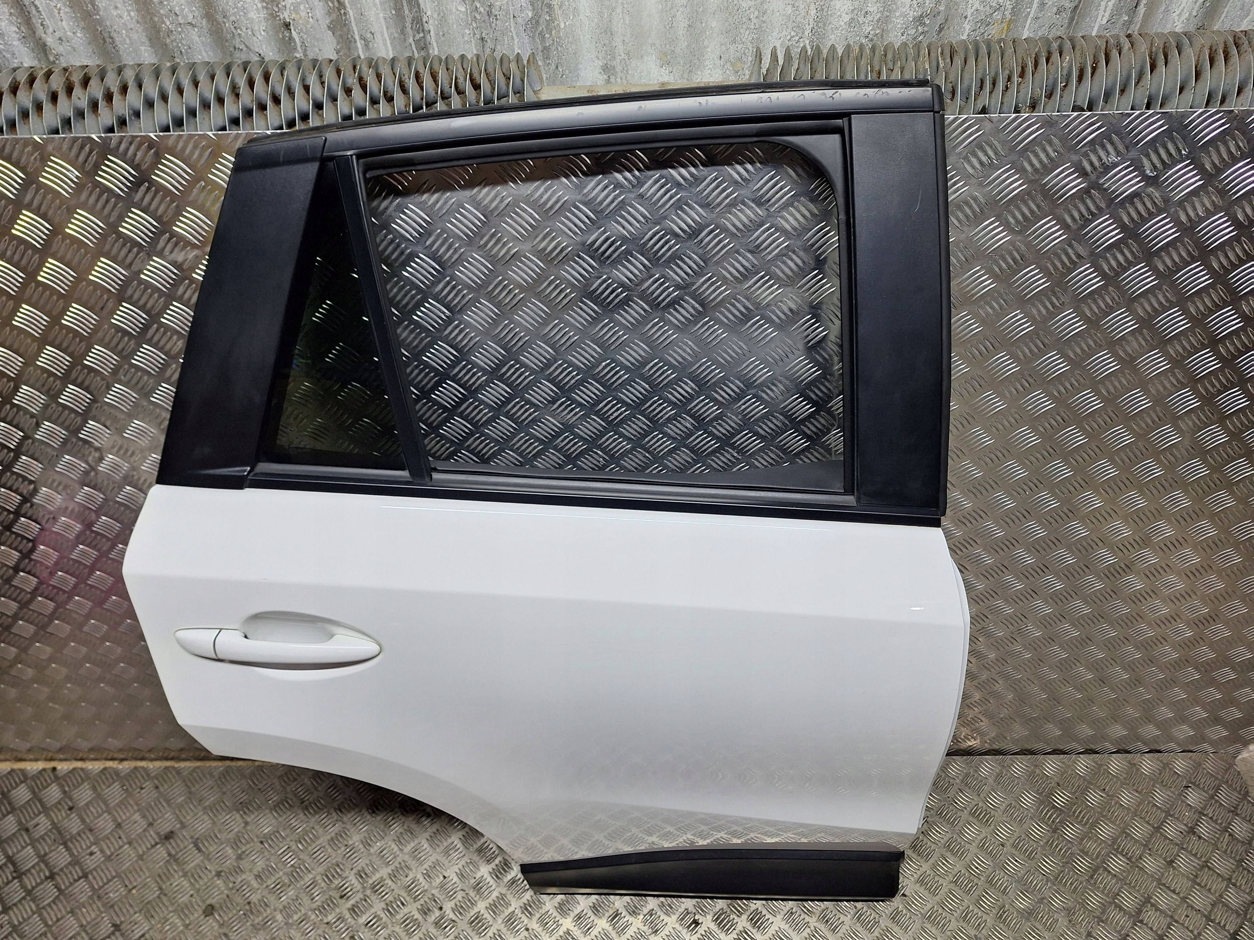 door rear part rear. right MAZDA CX5 and 12-17 complete
