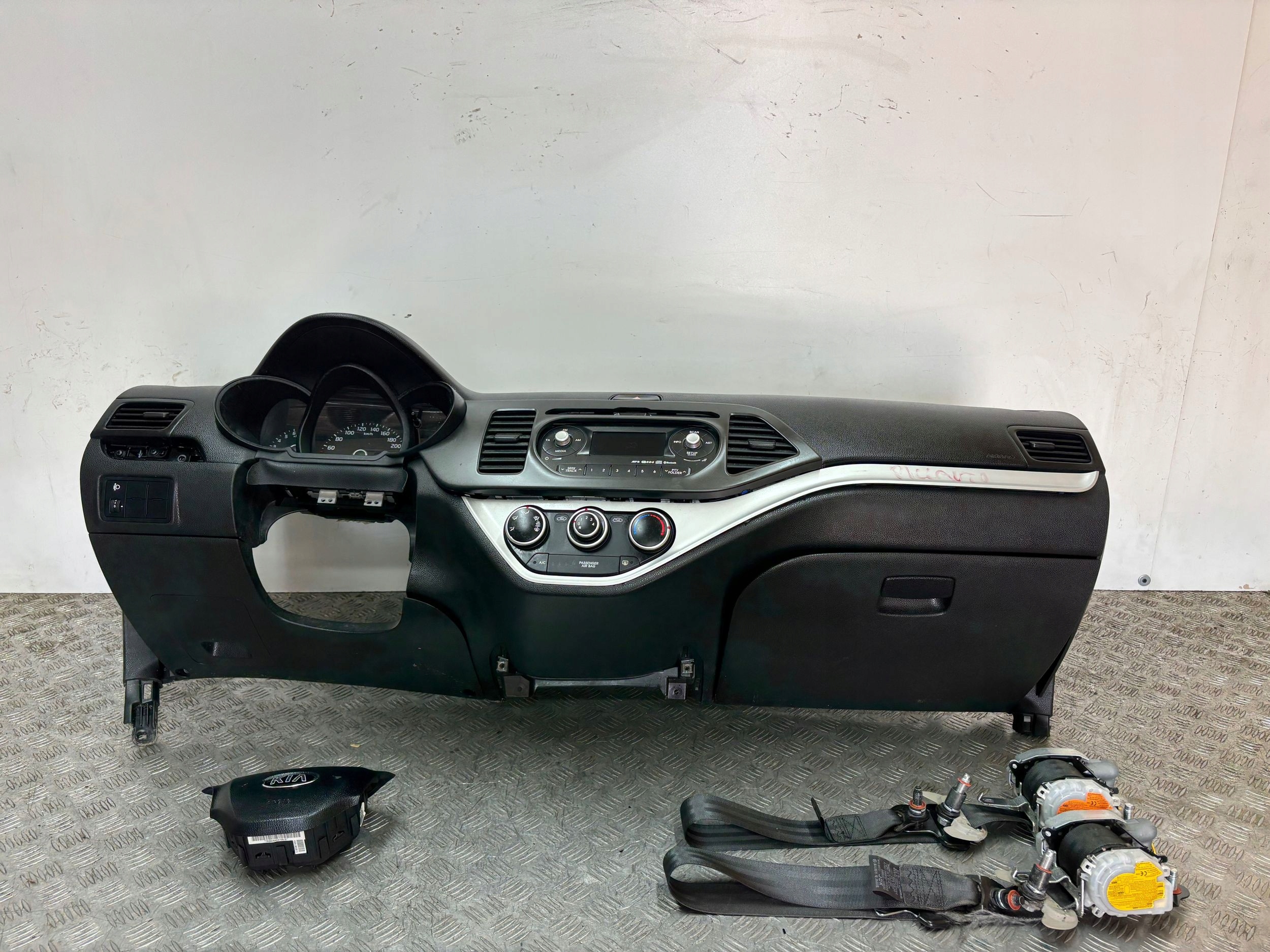 dashboard console airbag adjusters KIA PICANTO II 11- original