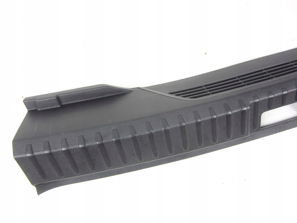 cap cover plastic krawedzi boot Seat Ibiza V 6F KJ 2020