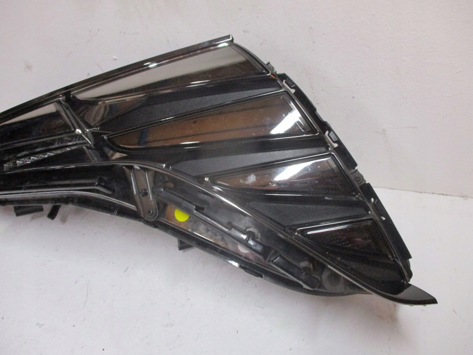 light right HYUNDAI TUCSON IV 92208-N7100