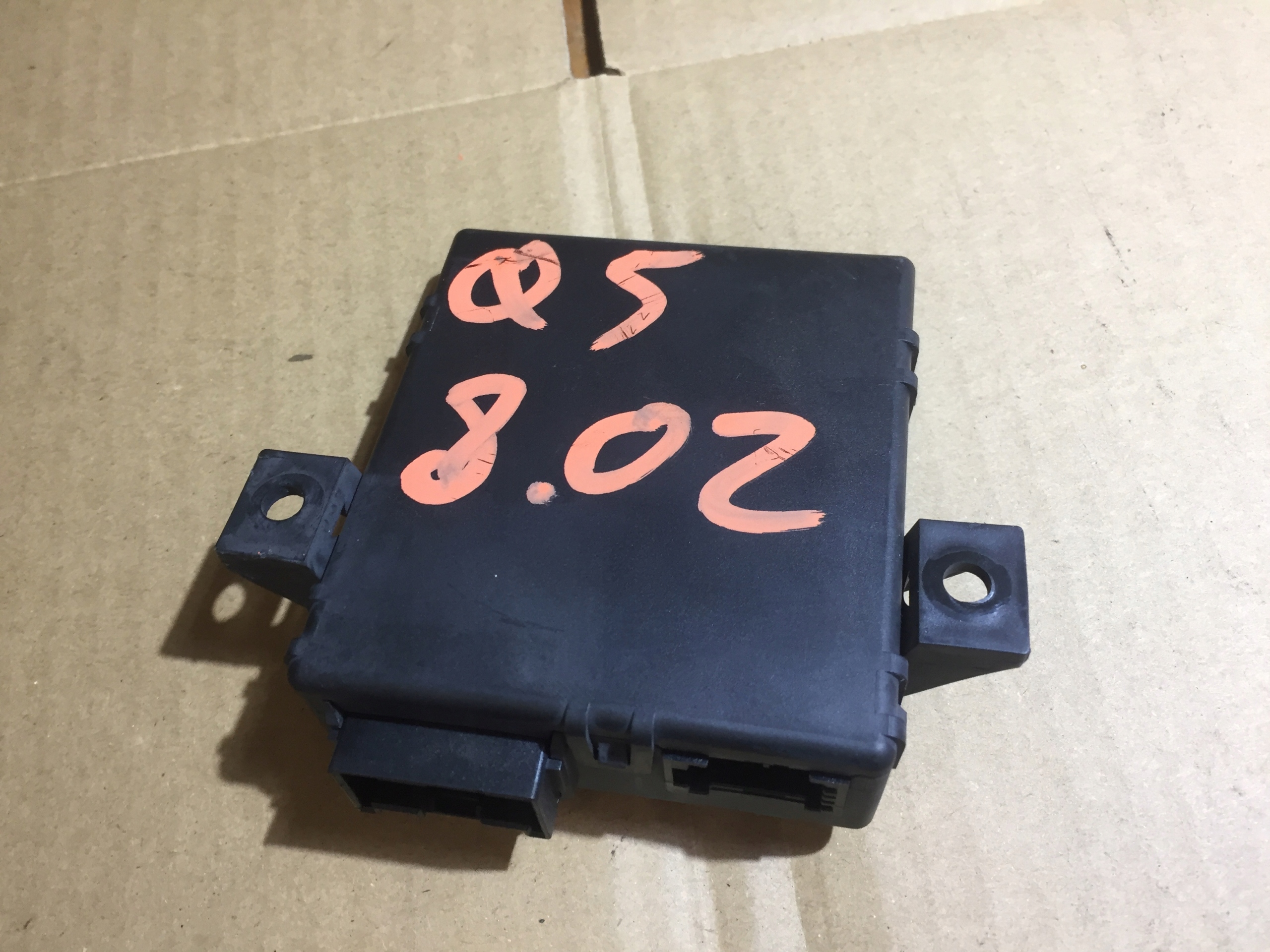 AUDI Q5 8R modul Bedienteil GATEWAY 8T0907468AD