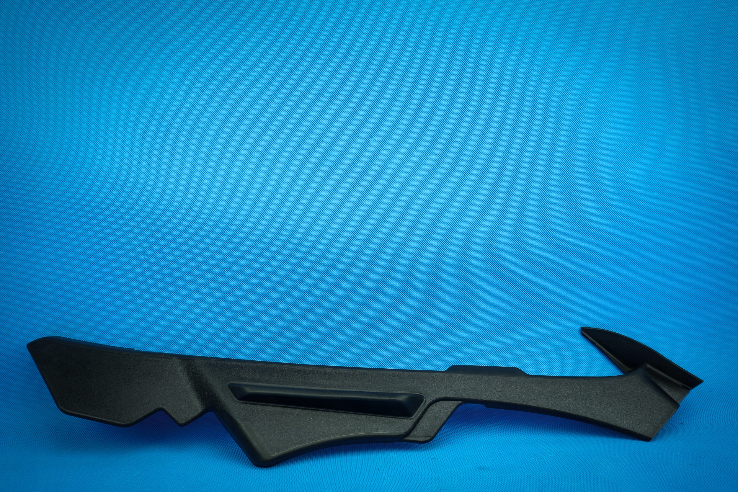 Накладка фары правая A7 4g8 Lift 4g8805286d