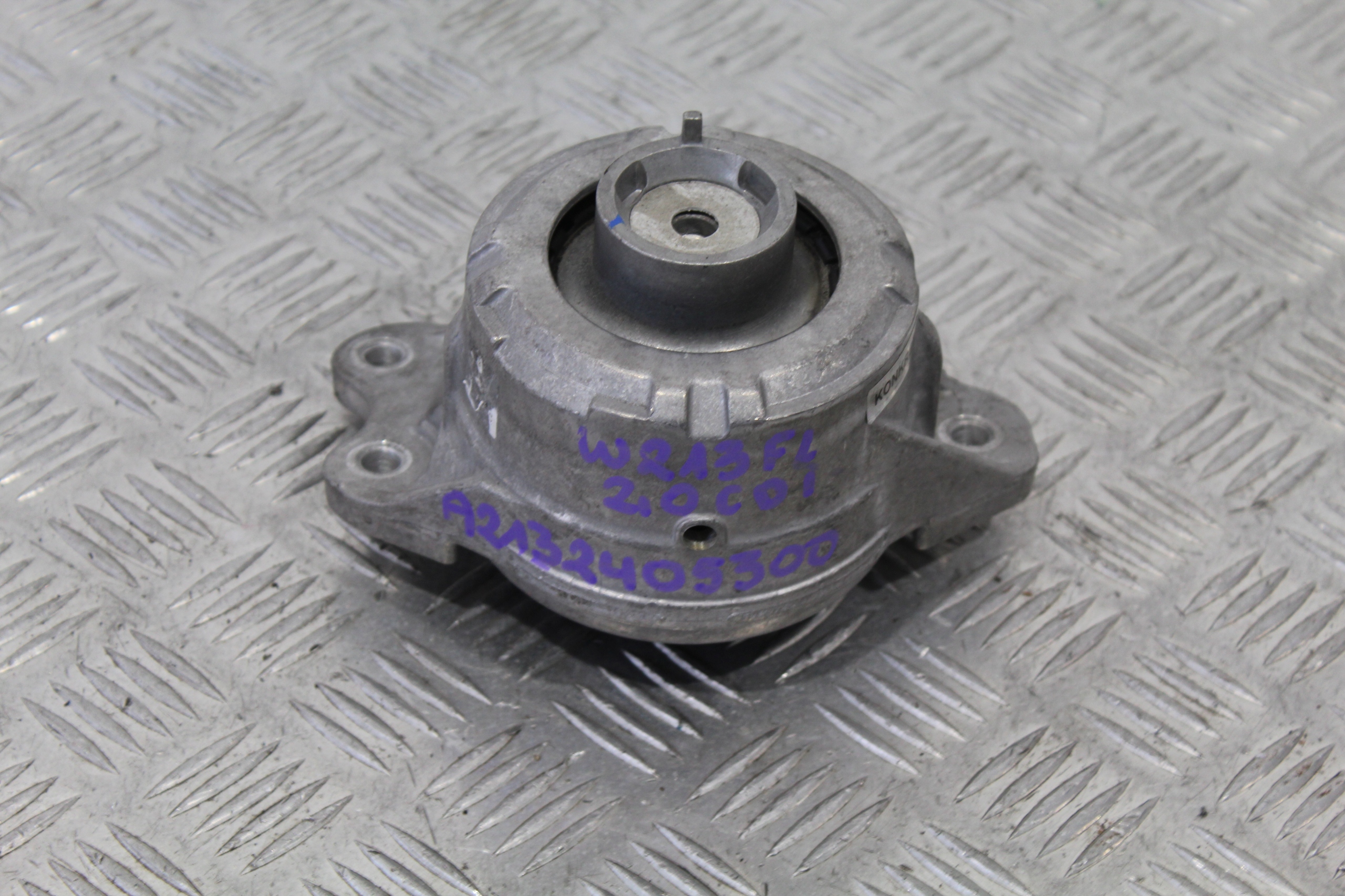holder engine mount MERCEDES W213 LIFT 2.0CDI
