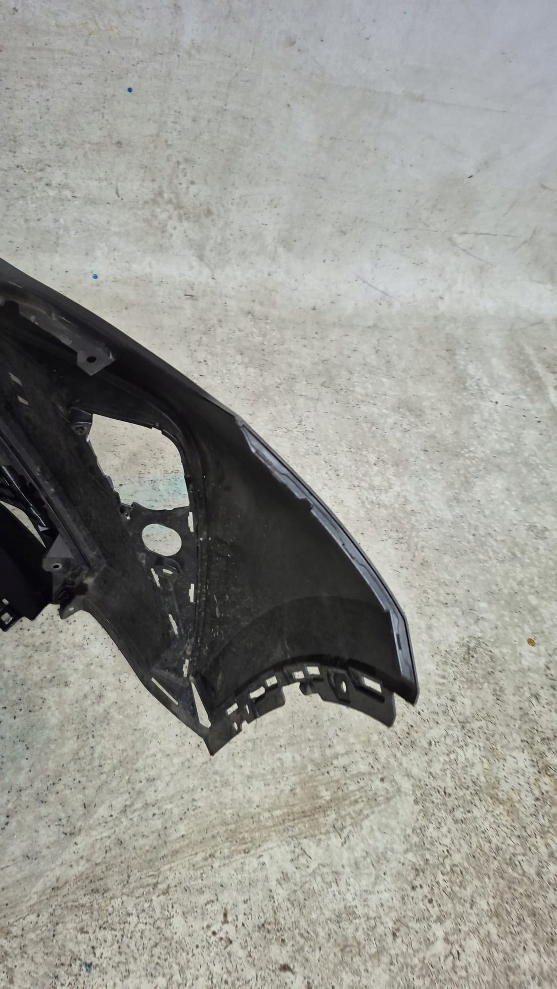 TOYOTA C-HR and 1 LIFT 19-23 bumper front front PDC