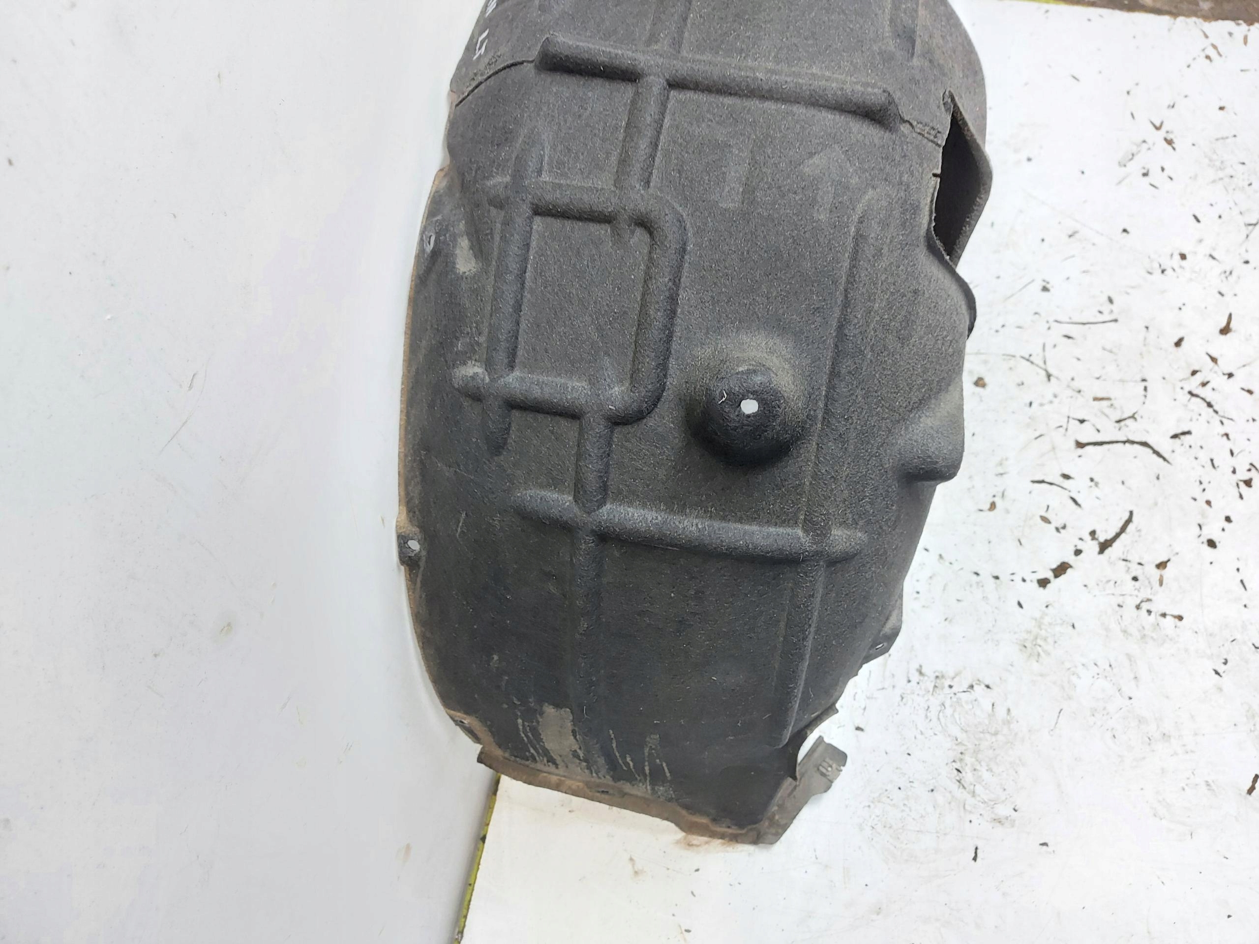 Porsche Taycan Cross Turismo mudguard left rear part rear. oryg