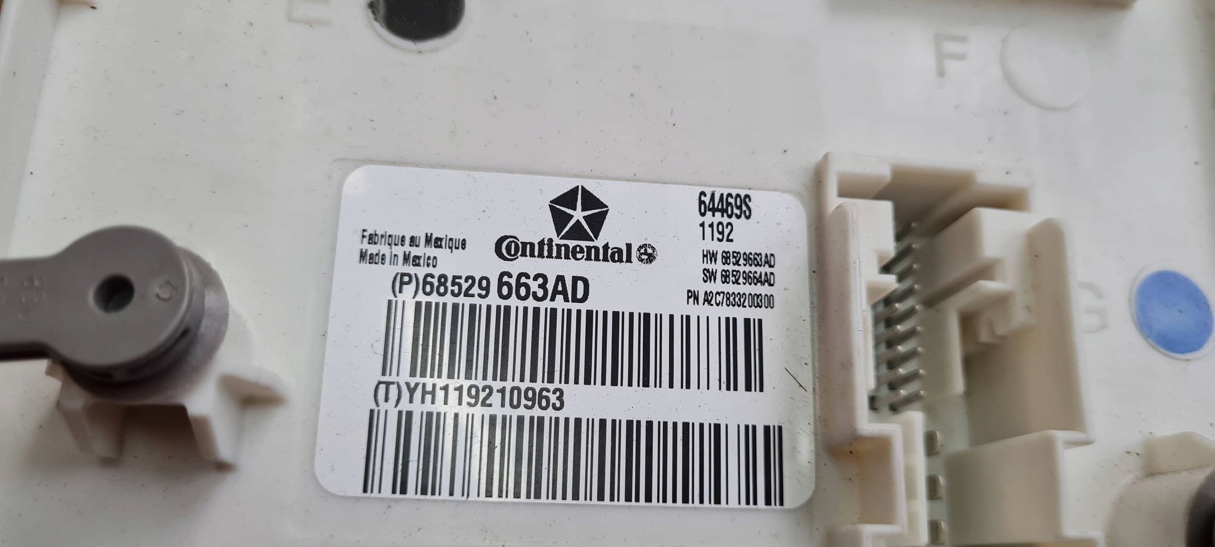 Chrysler Pacifica 2022 module control unit BCM 3.6 HYBRYDA 68529663AD