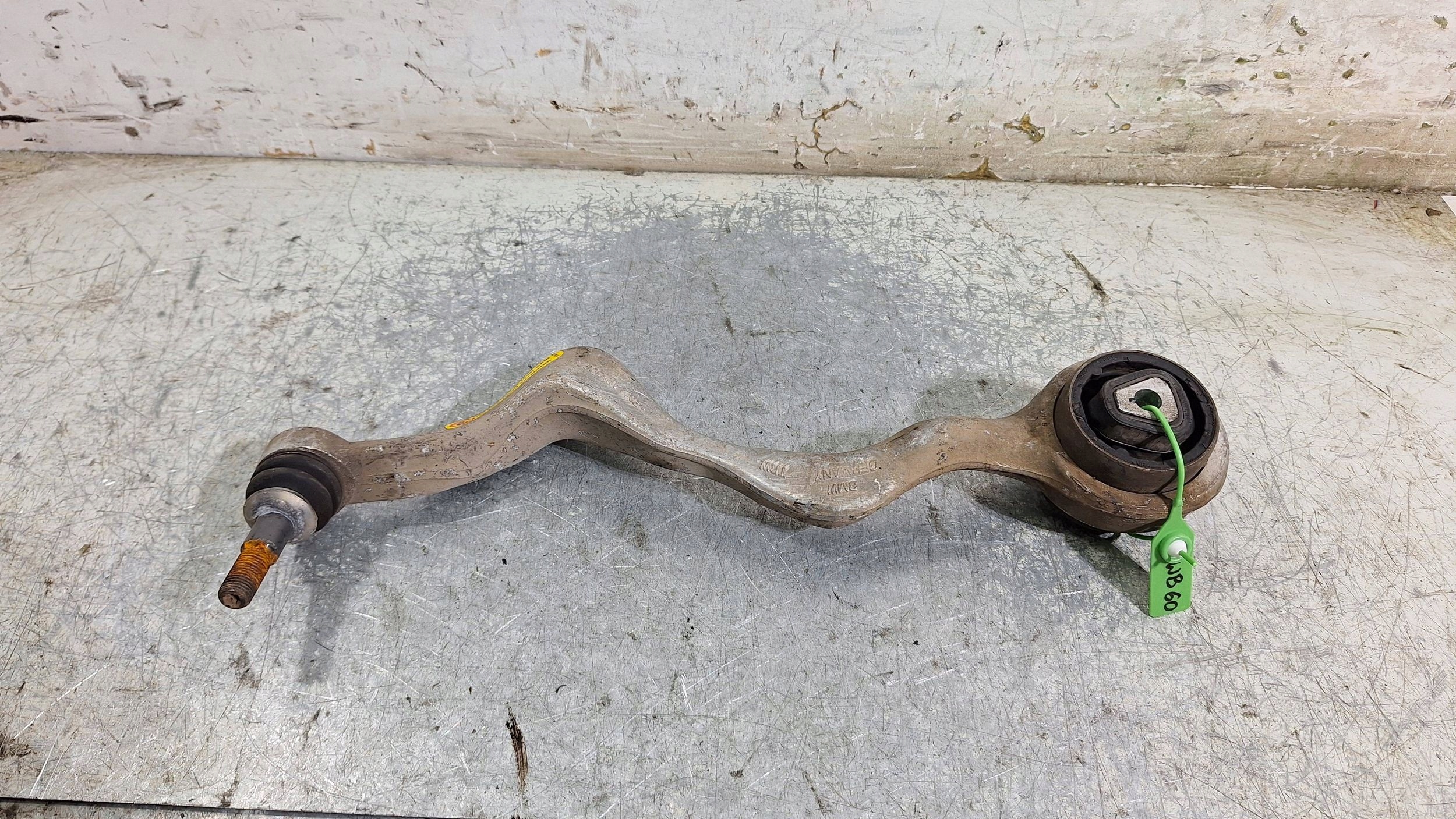 rameno pravý předek 6765305 BMW E81 E87 E90 E91