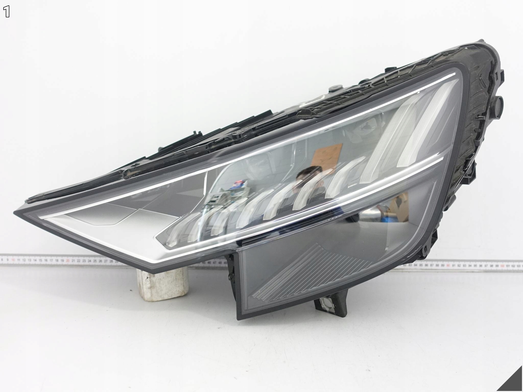 AUDI Q8 SQ8 4M8 18-23 light HEADLIGHT MATRIX FULL LED left front EUROPA