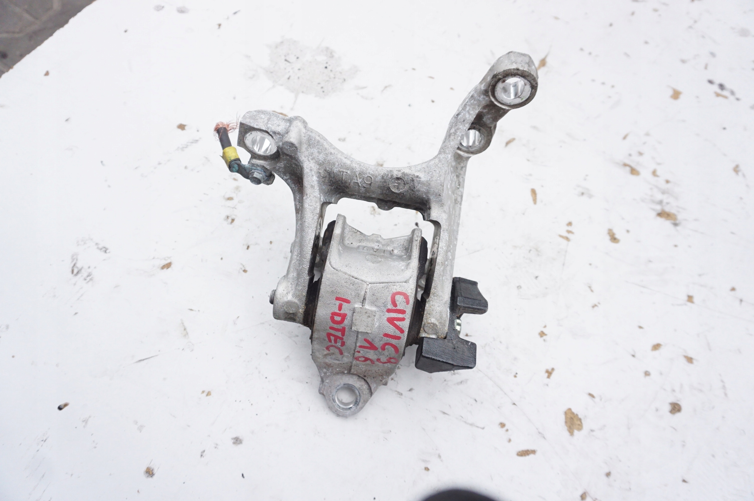 ŁAPA PODUSZKA SKRZYNI HONDA CIVIC 9 IX 1.6 I-DTEC