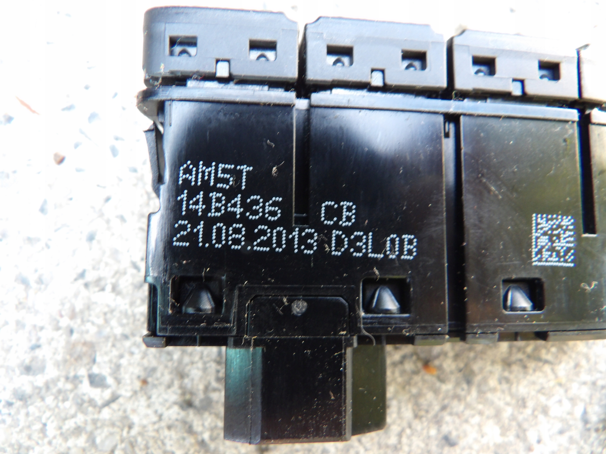 FORD KUGA MK2 2.0 opening control switch bonnet electrical