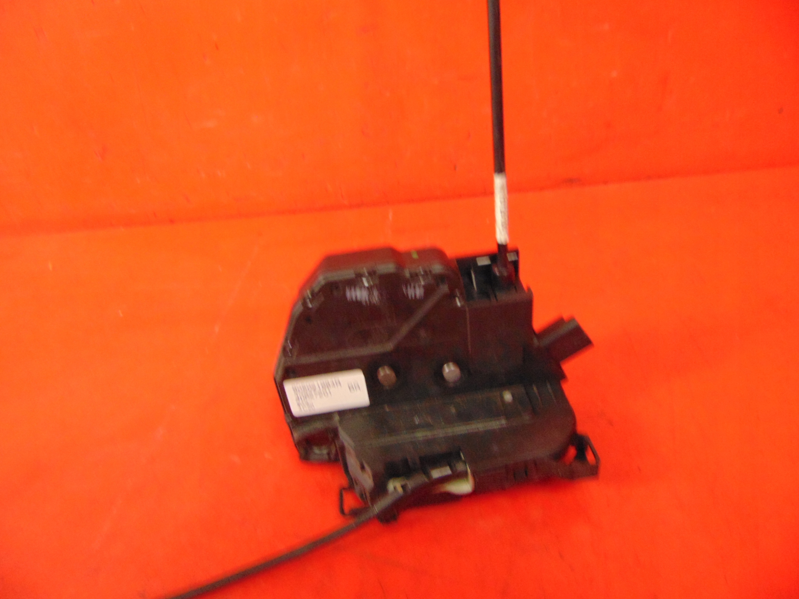 RENAULT ZOE 12- lock door right front 4 PIN EU
