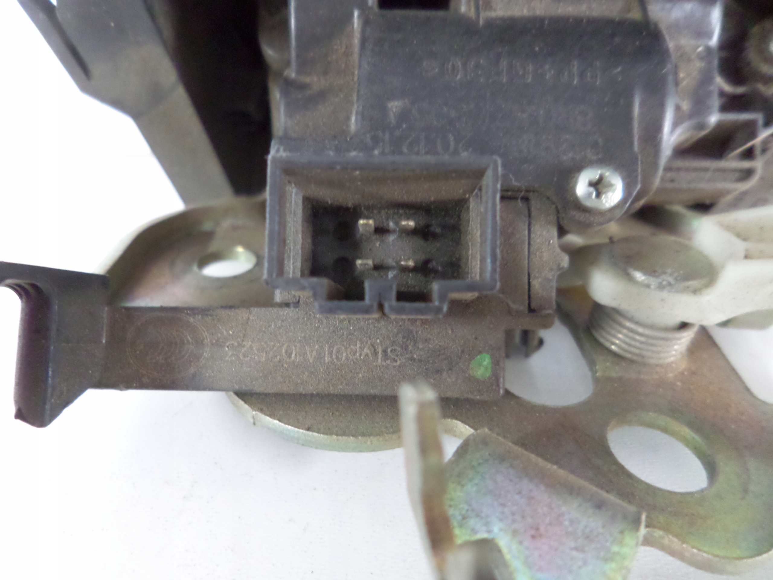 lock bonnet rear part AUDI Q5 12- A6 C7 14- TOLEDO IV