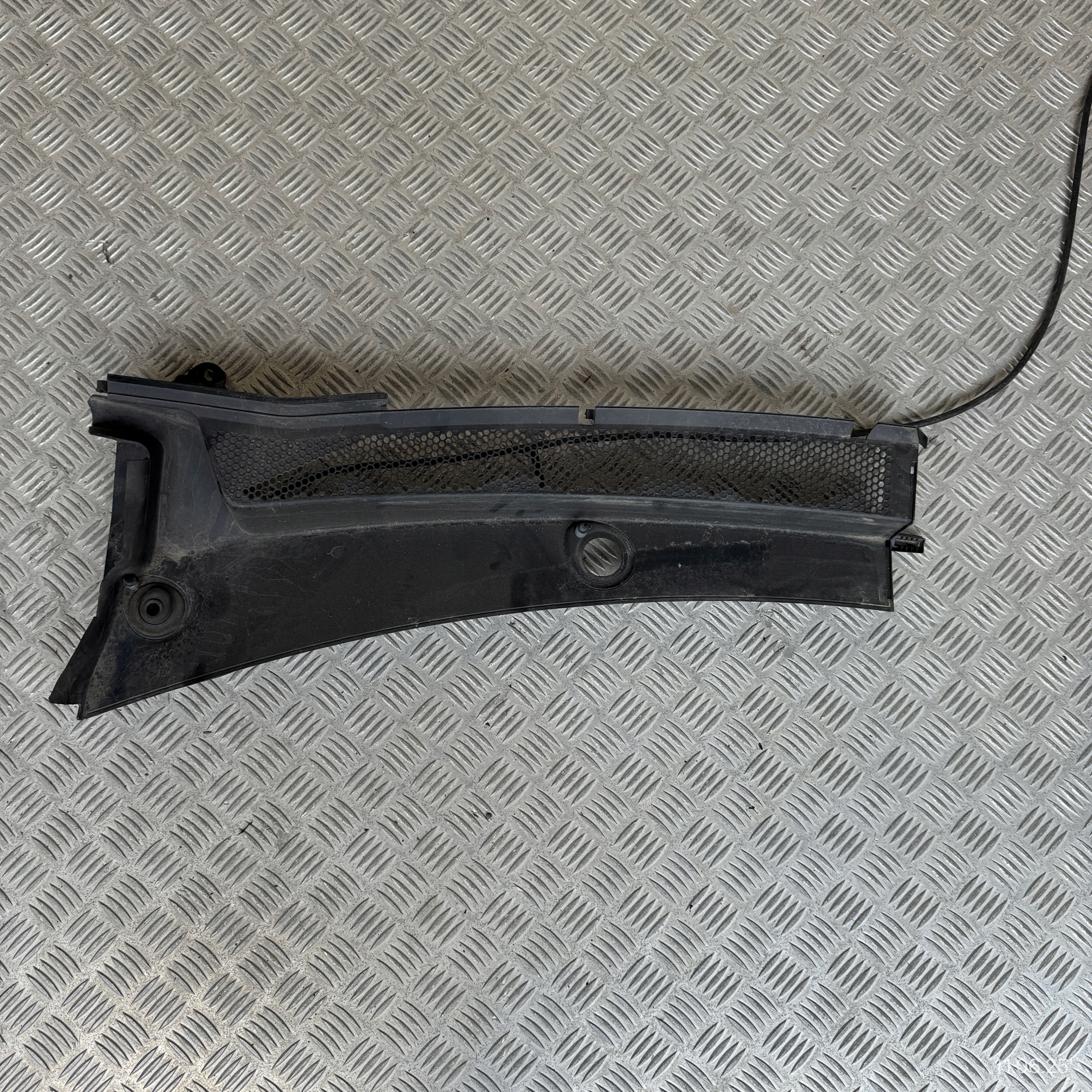 torpedo left PEUGEOT 3008 II 98101165XT